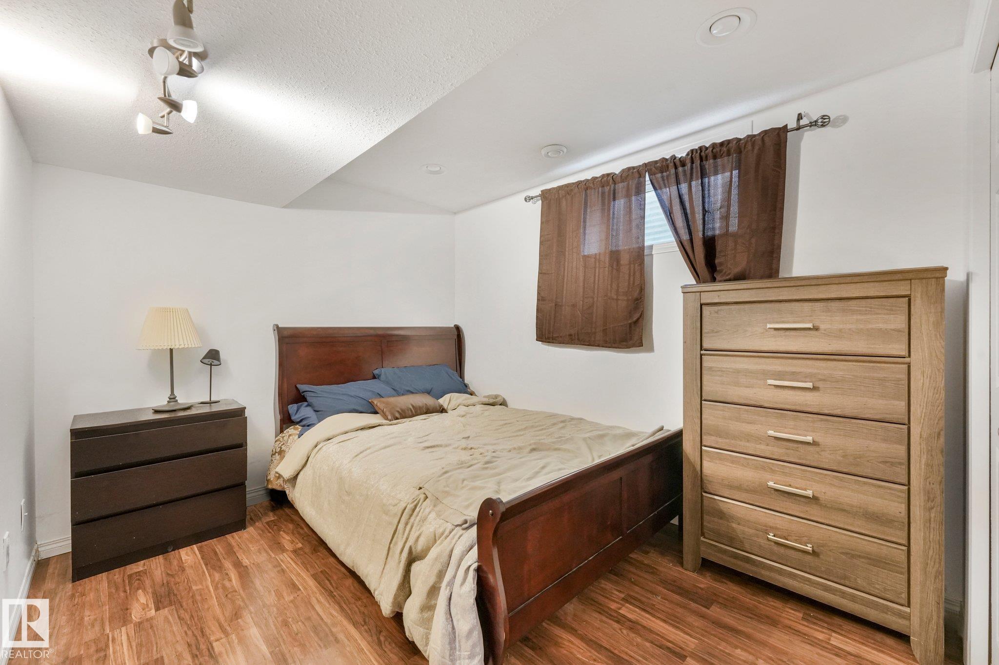 https://zimg.paragon.ice.com/ParagonImages/Property/PM/RAE/225424621/39/0/0/8f5d43a51d118d9e564c67d847d80f37/1/5f601237266c567183cc09b4d536d624/225424621-a7621157-5cf3-4f83-8486-12c221bc232d.JPG