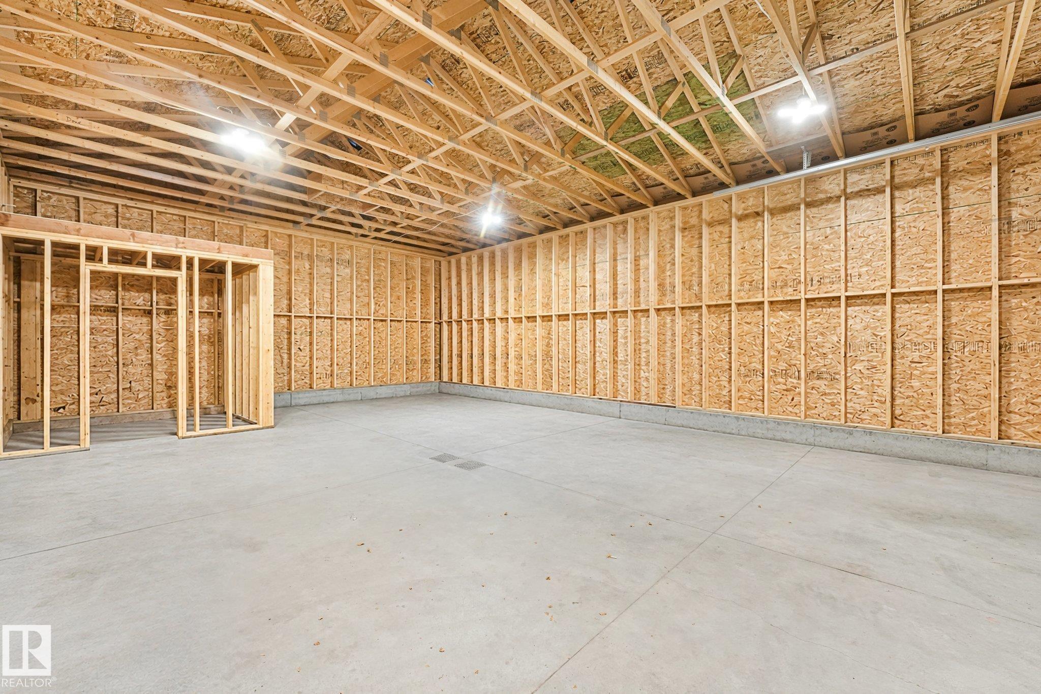 https://zimg.paragon.ice.com/ParagonImages/Property/PM/RAE/225424621/45/0/0/a3117565f547784e4c8caf7a76f80045/1/5f601237266c567183cc09b4d536d624/225424621-5e3f4550-3a29-456a-bc86-909ebb542f46.JPG
