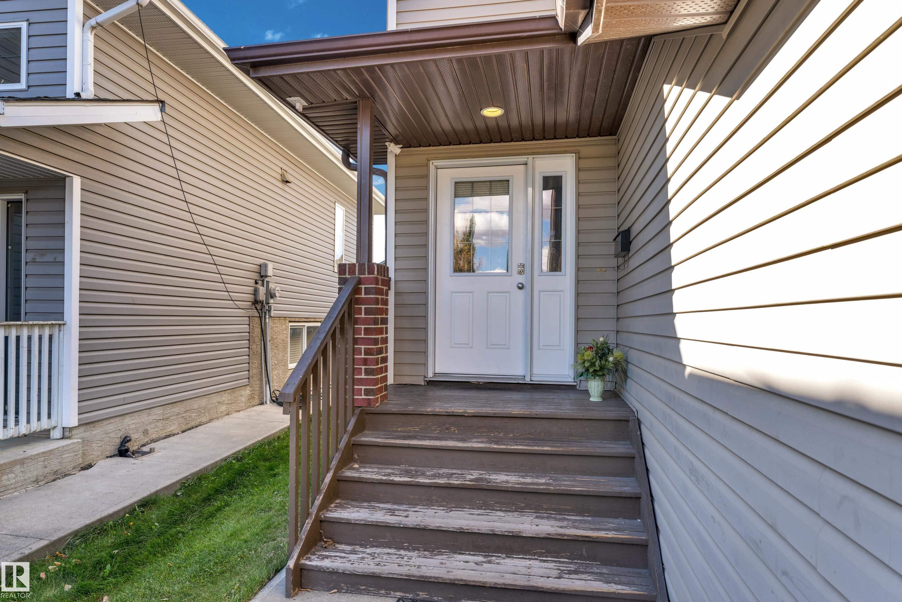 Picture for 331 SILVER BERRY RD NW NW