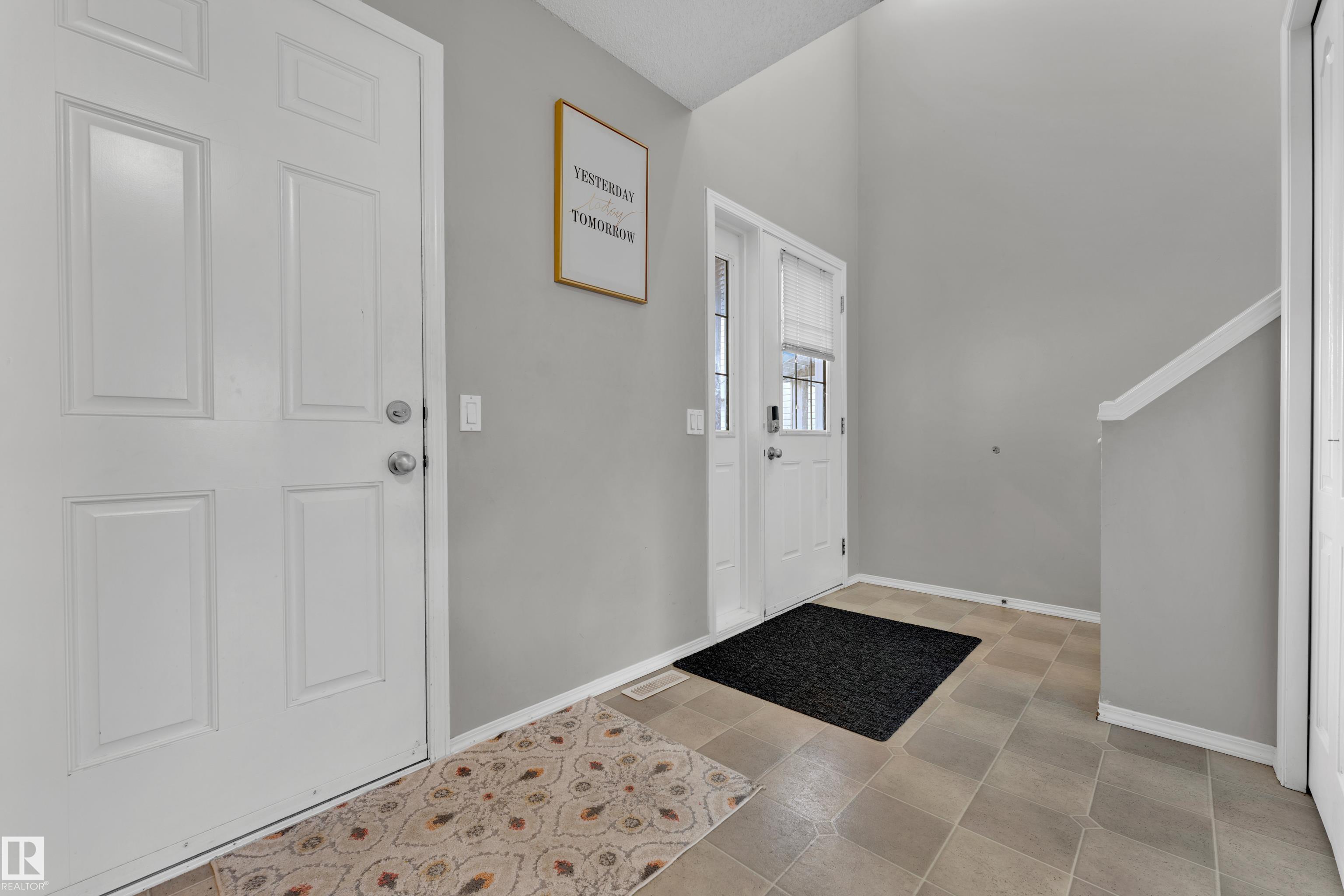 Picture for 331 SILVER BERRY RD NW NW