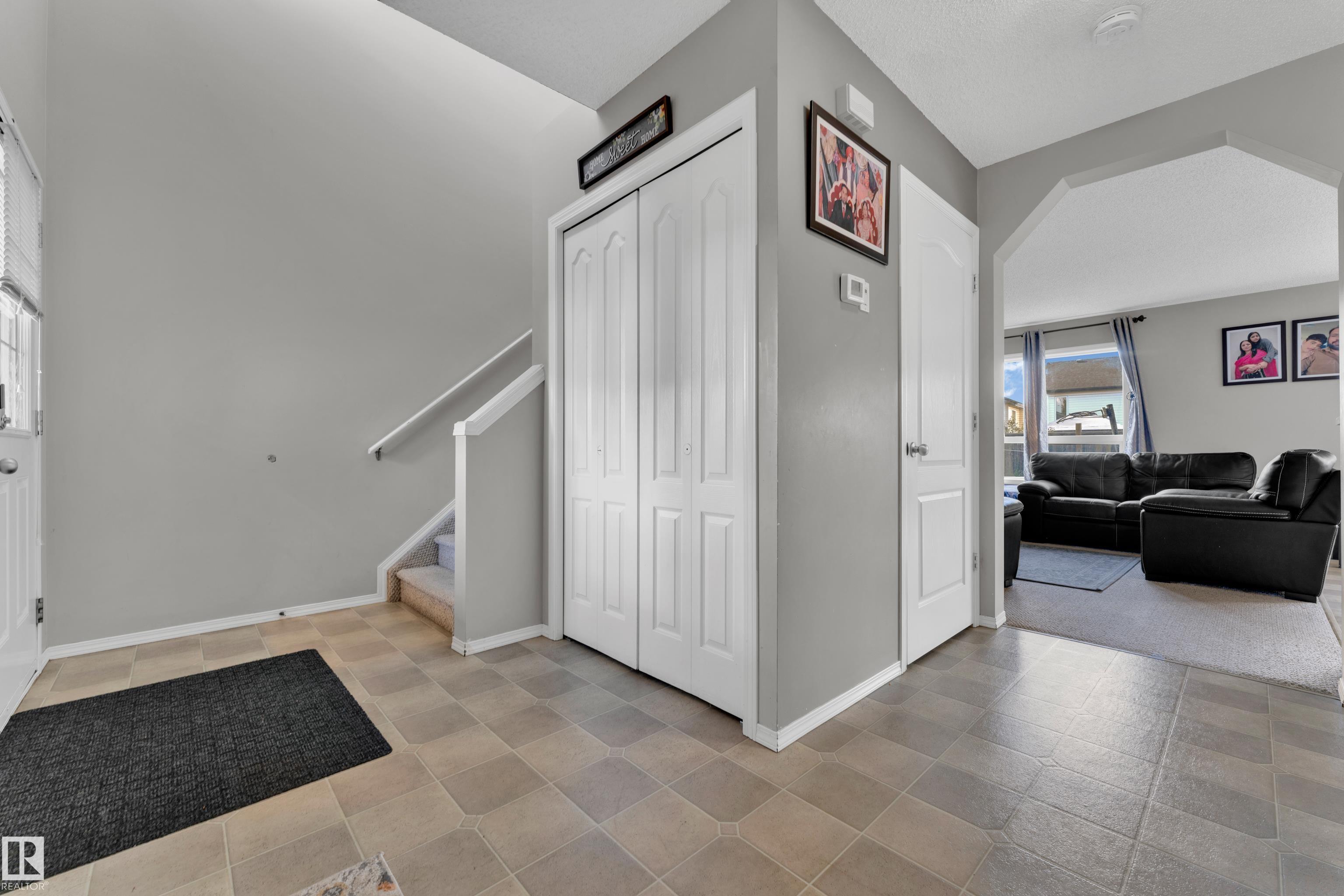 Picture for 331 SILVER BERRY RD NW NW