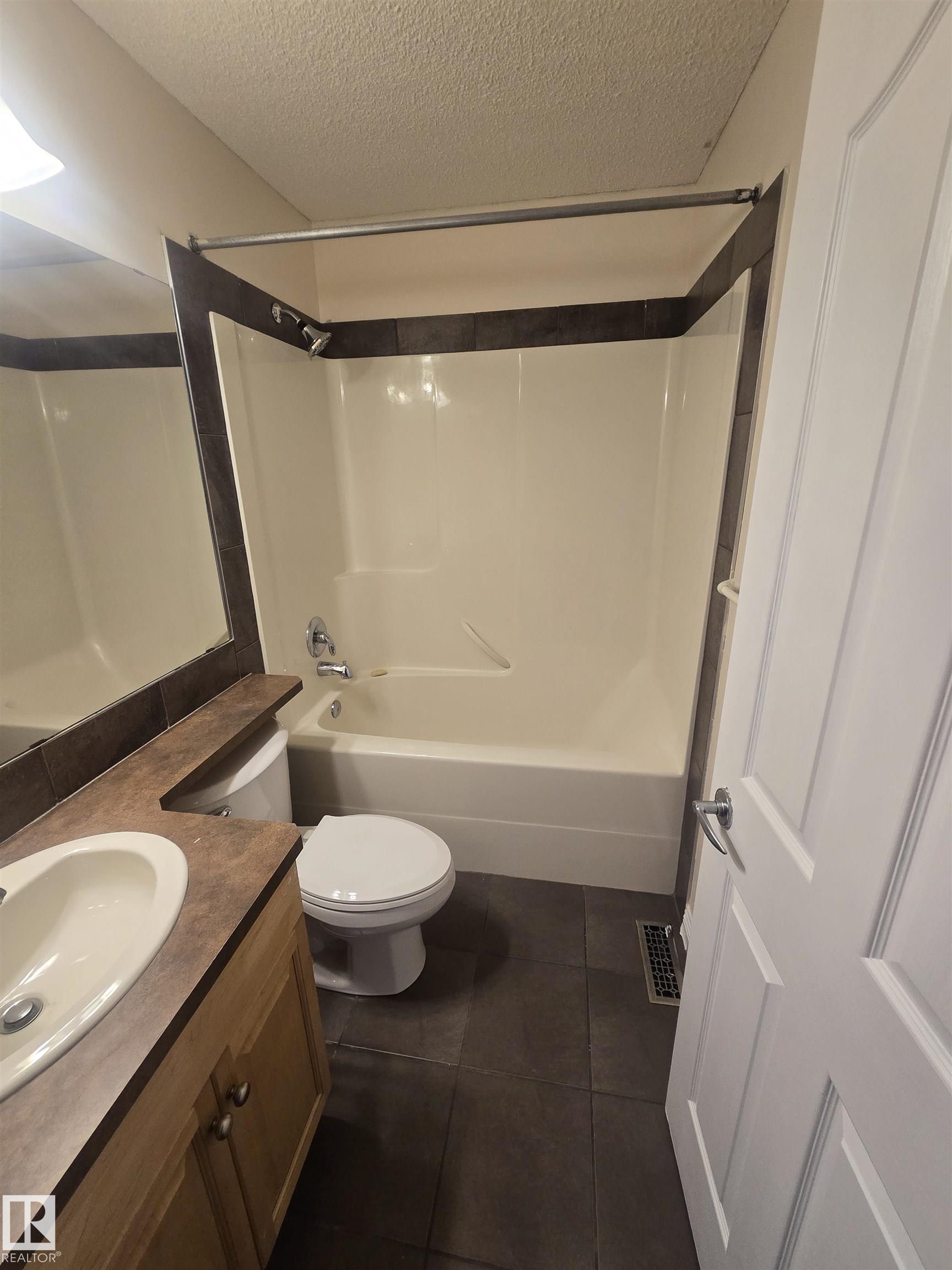 Photo 28 at 13812 149 Avenue NW, Cumberland, Edmonton