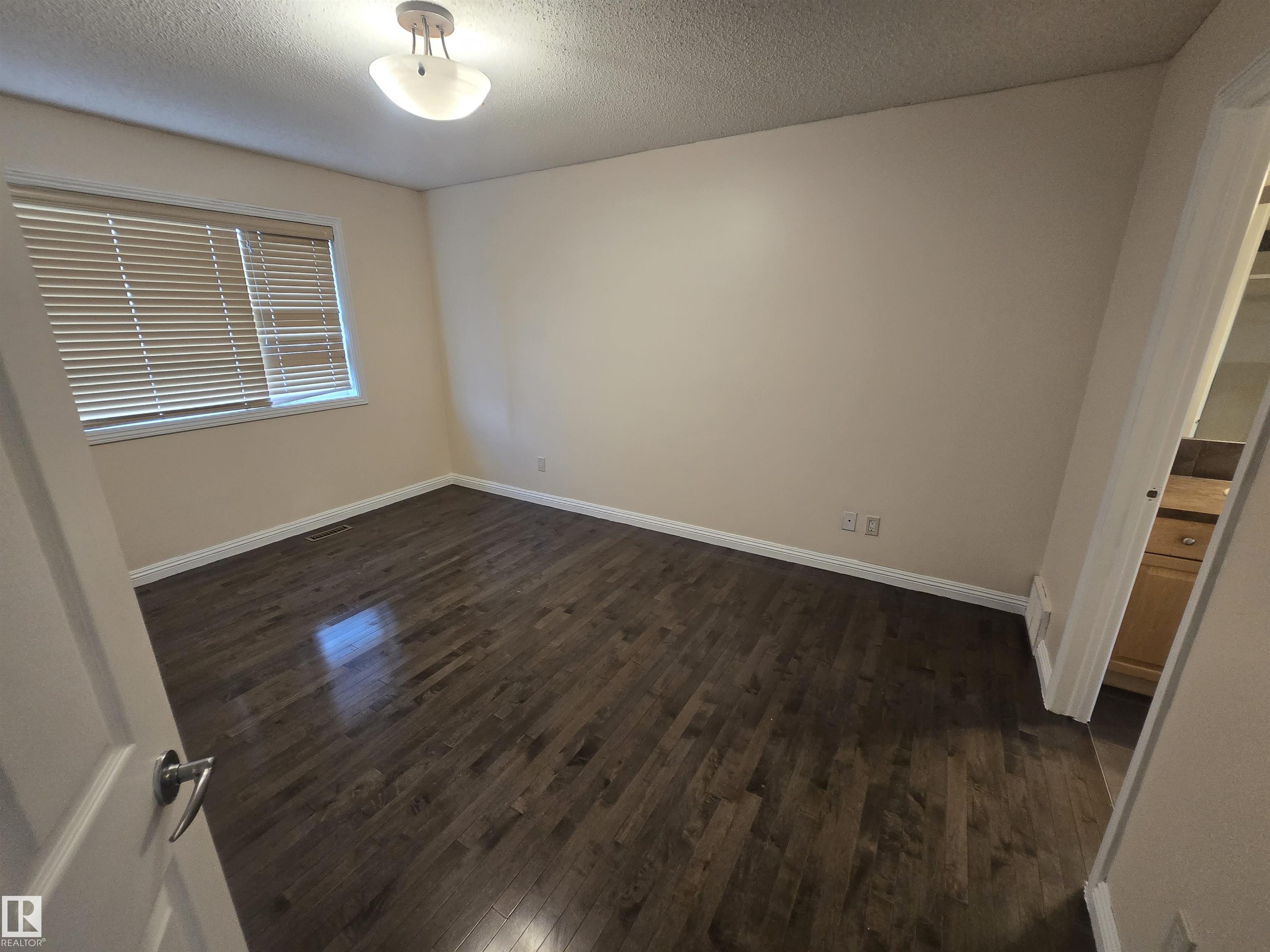 Photo 29 at 13812 149 Avenue NW, Cumberland, Edmonton