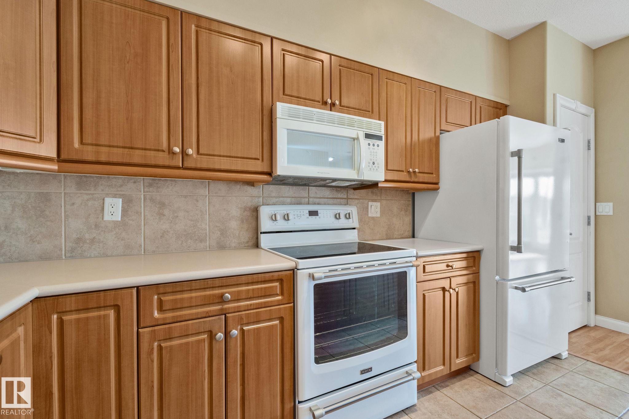 Photo 9 at 413 - 1406 Hodgson Way NW, Hodgson, Edmonton