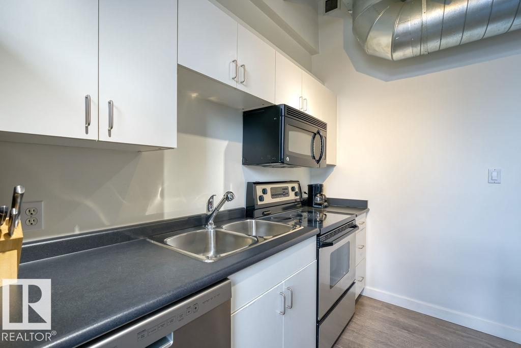 Photo 8 at 302 - 10105 109 Street NW, Downtown, Edmonton