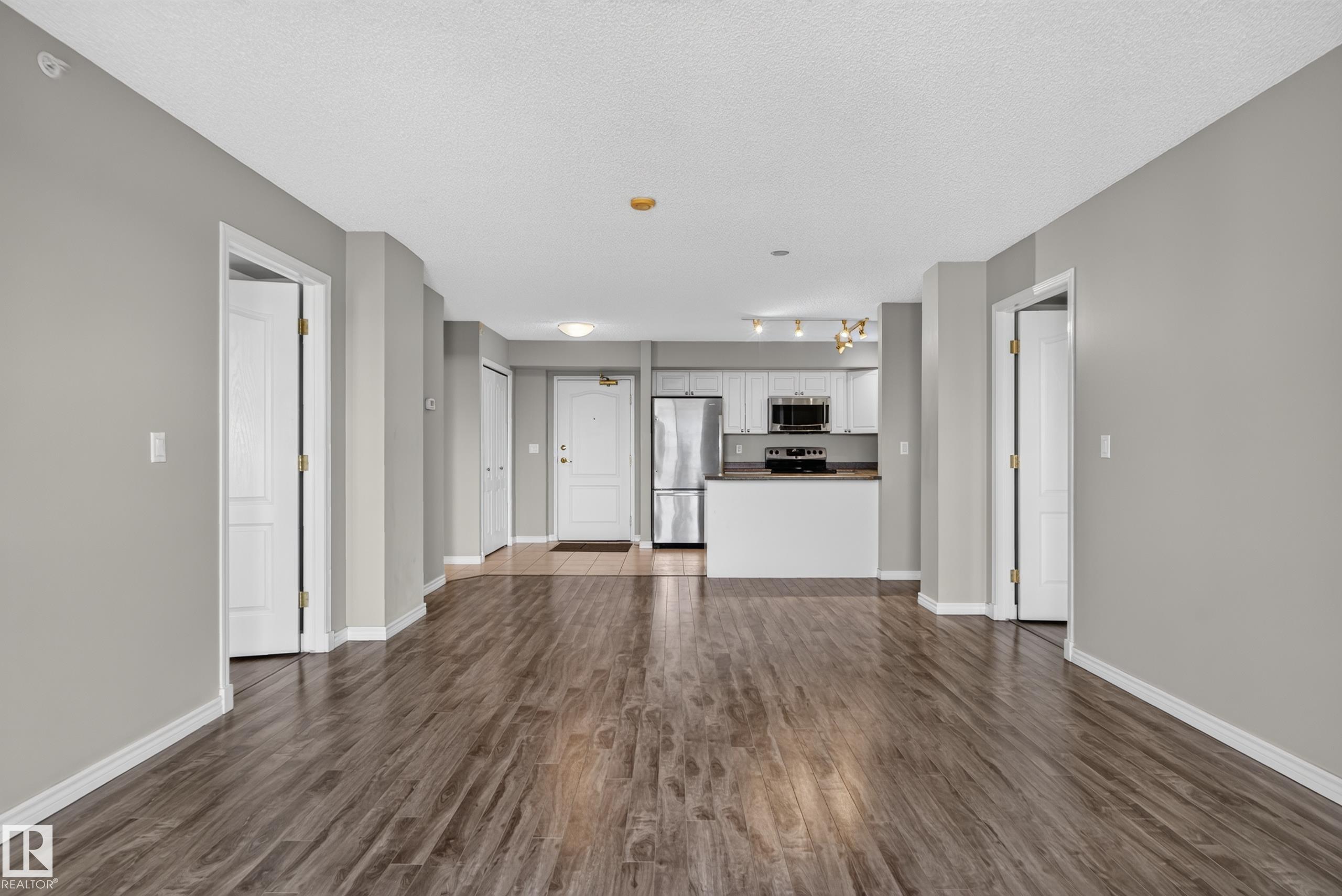 Photo 11 at 1106 - 10909 103 Avenue NW, Downtown, Edmonton