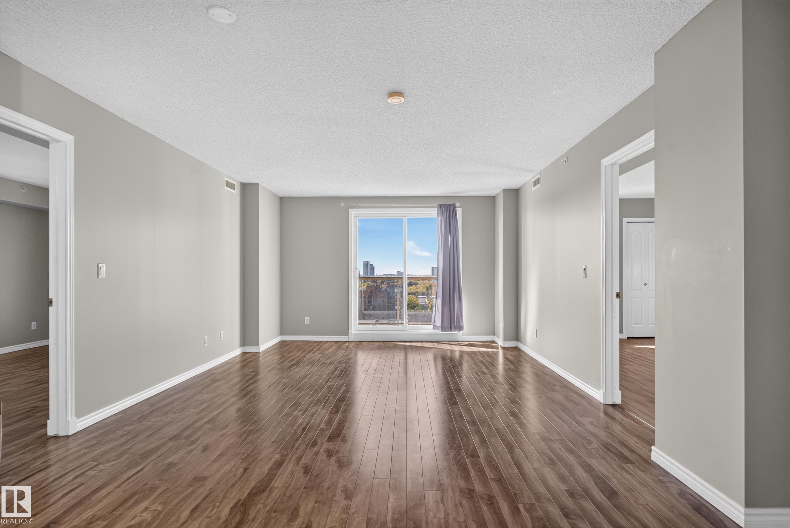 Photo 8 at 1106 - 10909 103 Avenue NW, Downtown, Edmonton