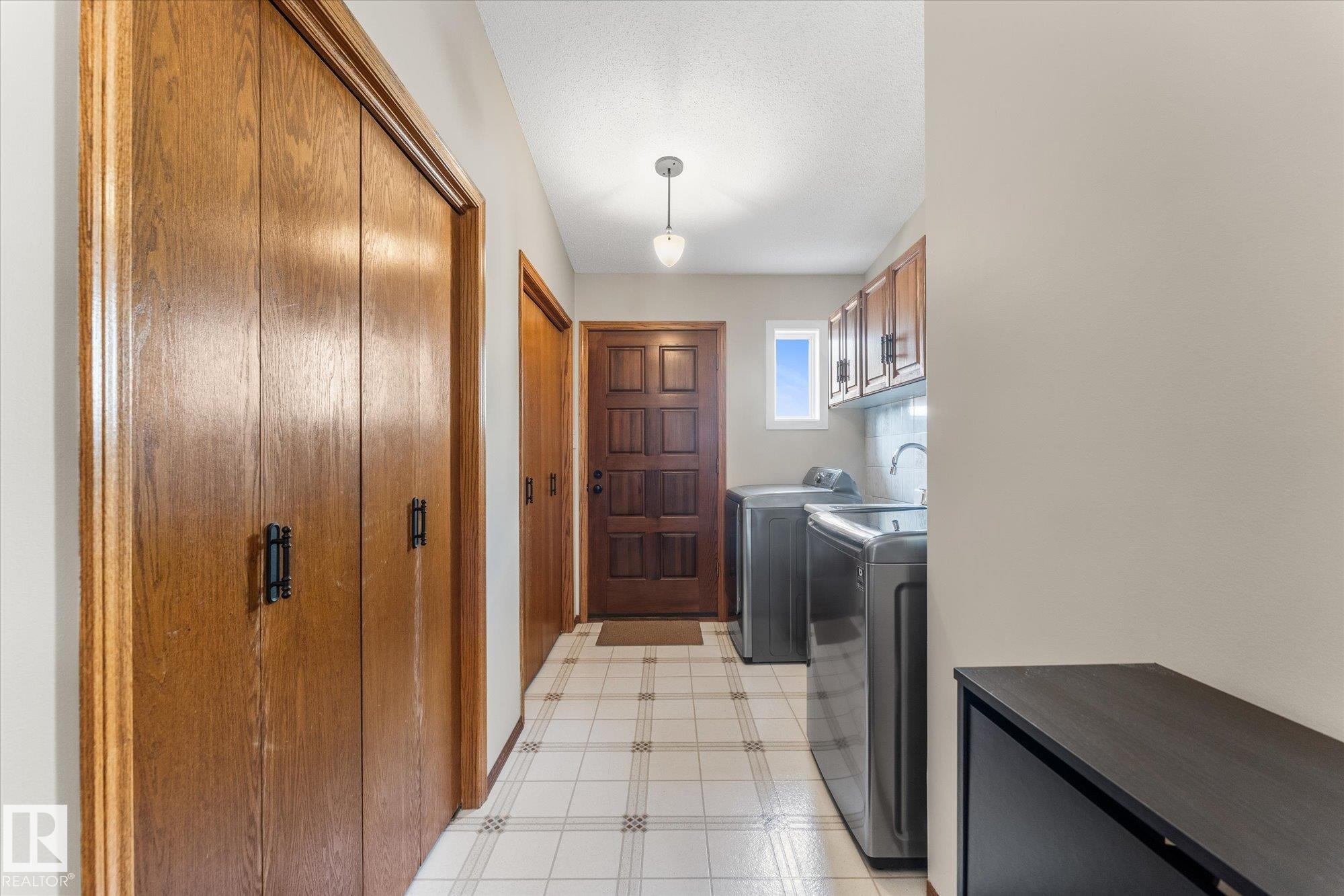 Photo 37 at 9504 139 Avenue NW, Northmount, Edmonton