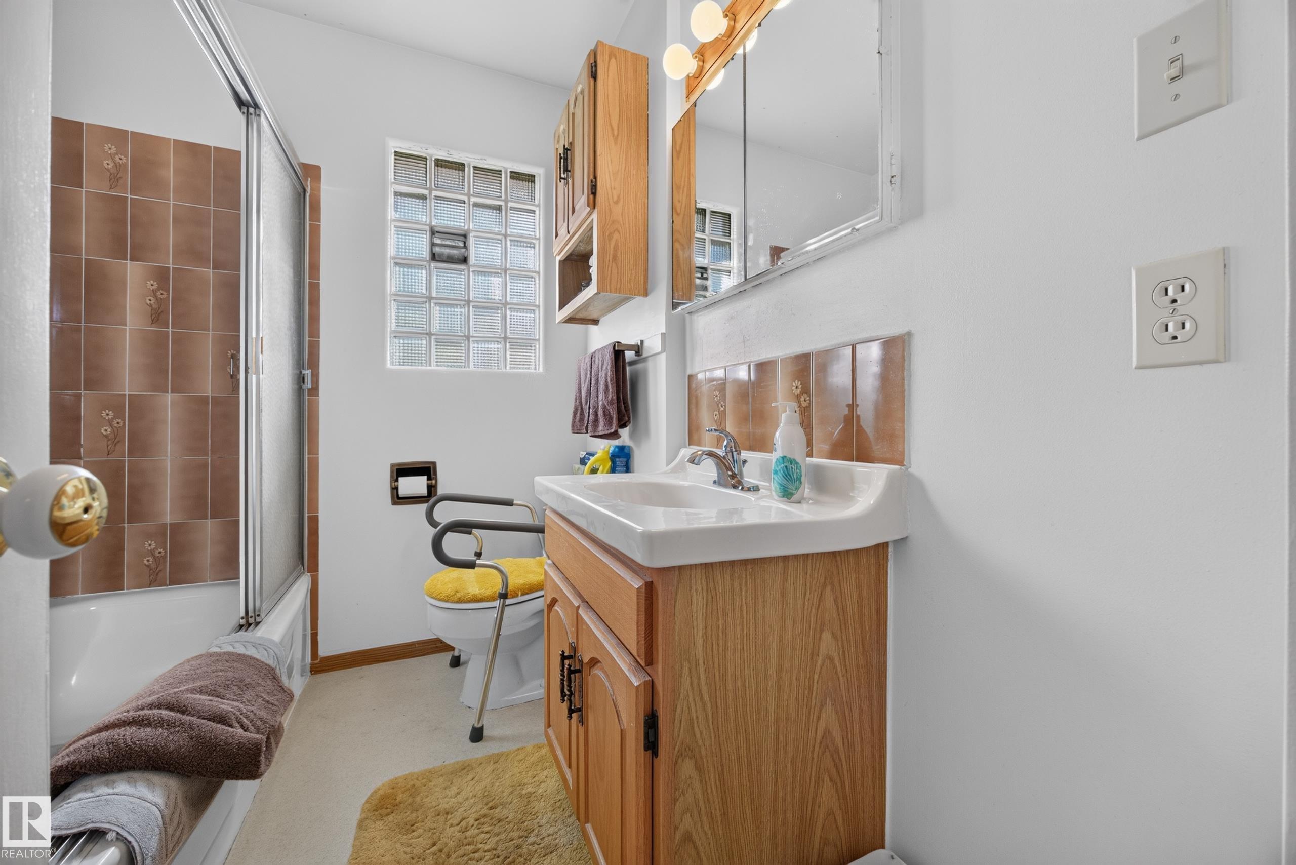 Photo 20 at 4402 116 Avenue NW, Beverly Heights, Edmonton