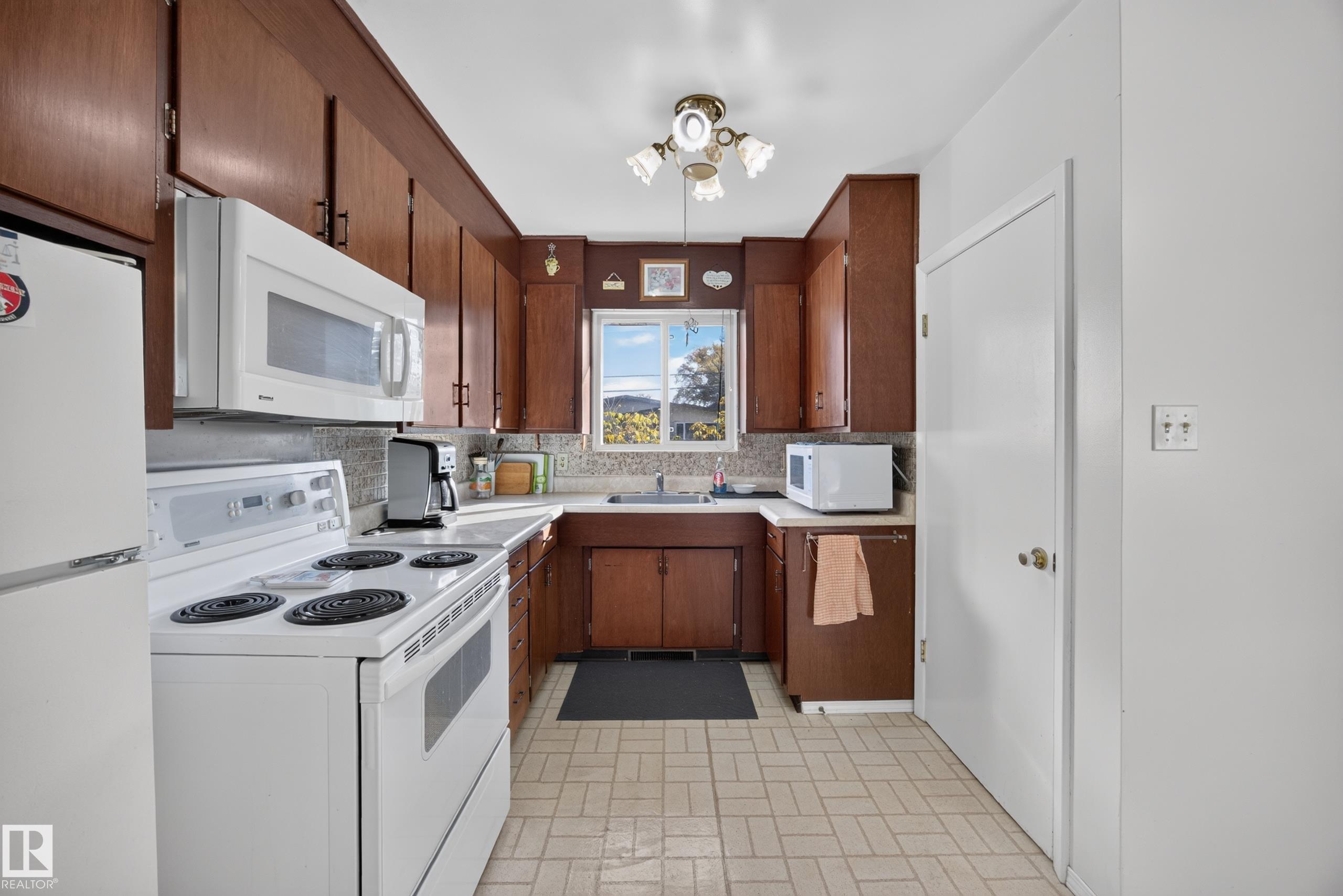 Photo 26 at 4402 116 Avenue NW, Beverly Heights, Edmonton
