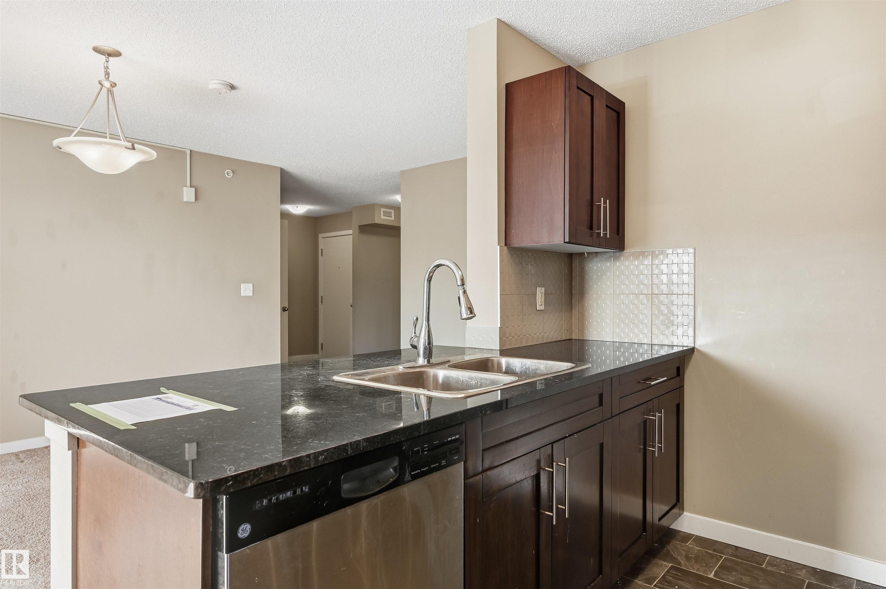 Photo 20 at 425 - 5816 Mullen Place NW, MacTaggart, Edmonton