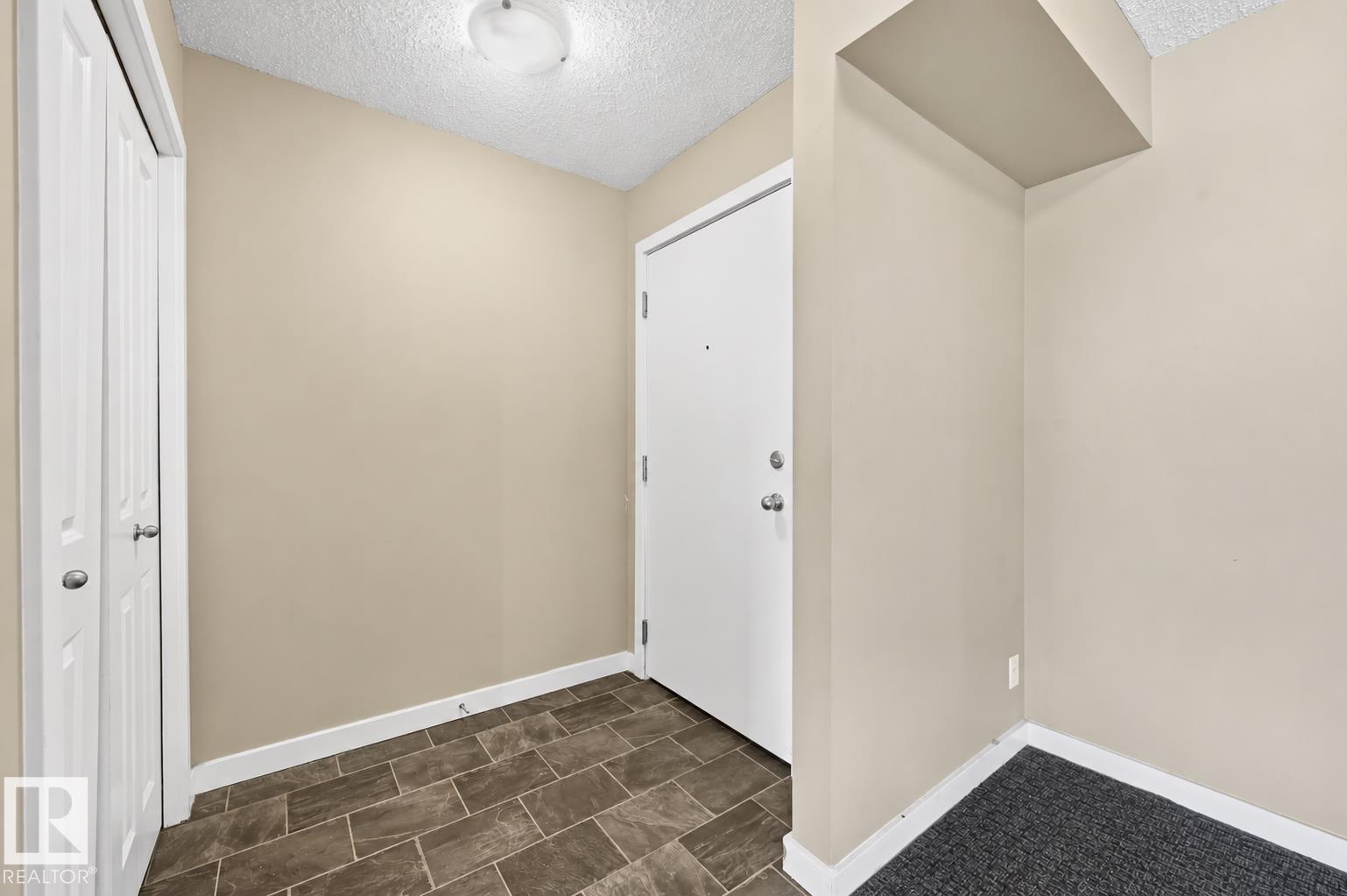425 - 5816 Mullen Place NW, MacTaggart, Edmonton