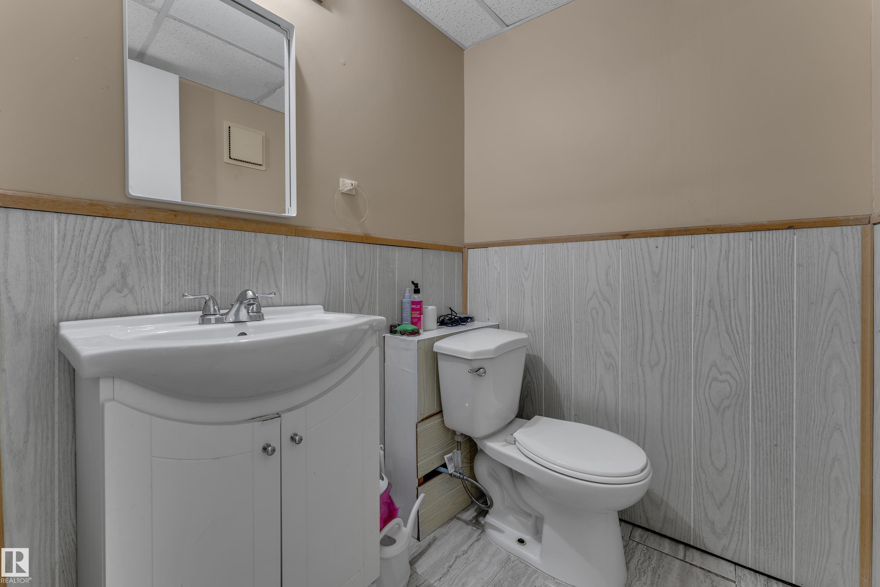 Photo 22 at 2114 38 Street NW, Daly Grove, Edmonton