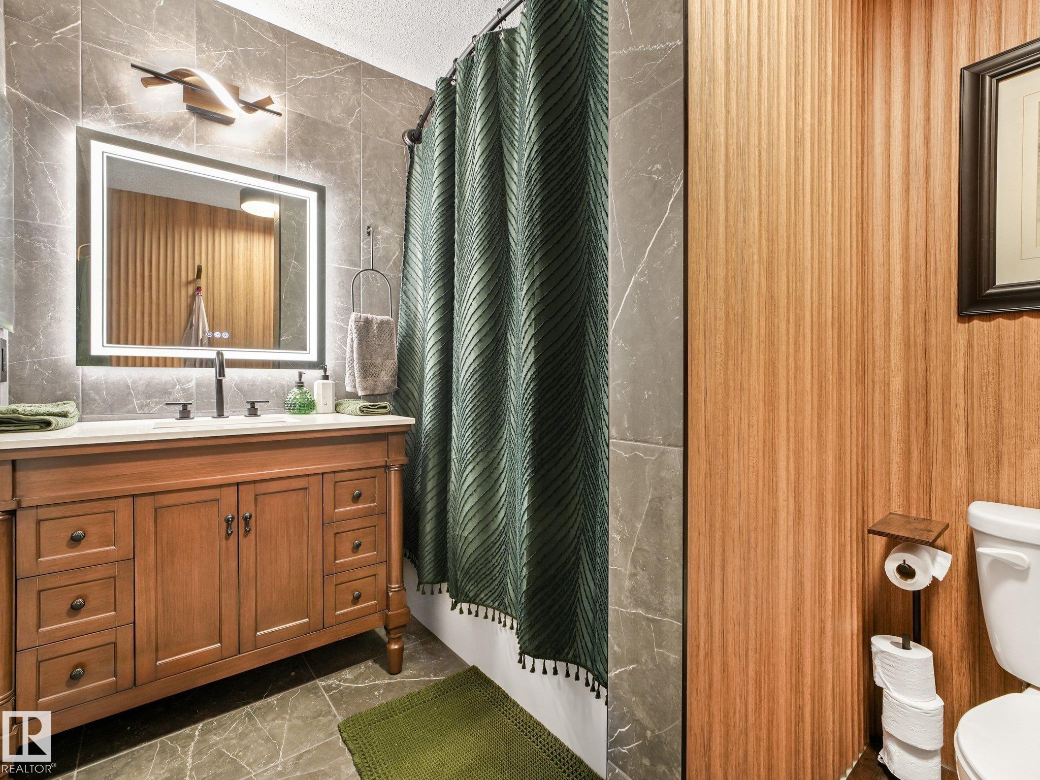 Photo 23 at 2027 Cavanagh Drive SW, Cavanagh, Edmonton