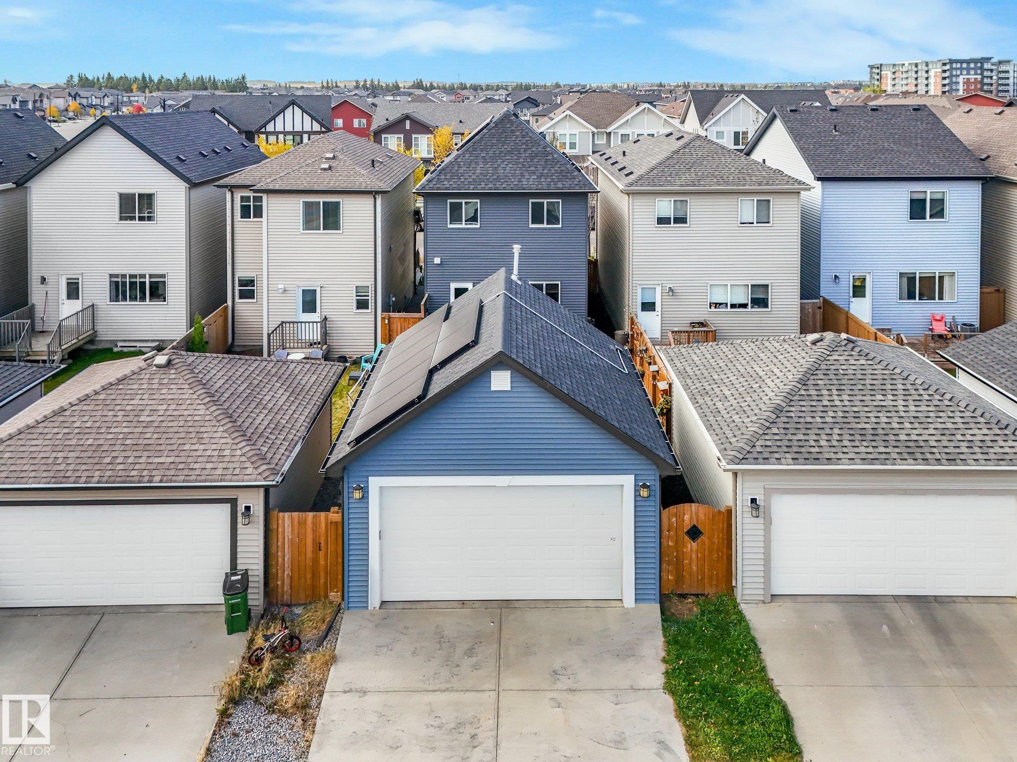 Photo 41 at 2027 Cavanagh Drive SW, Cavanagh, Edmonton