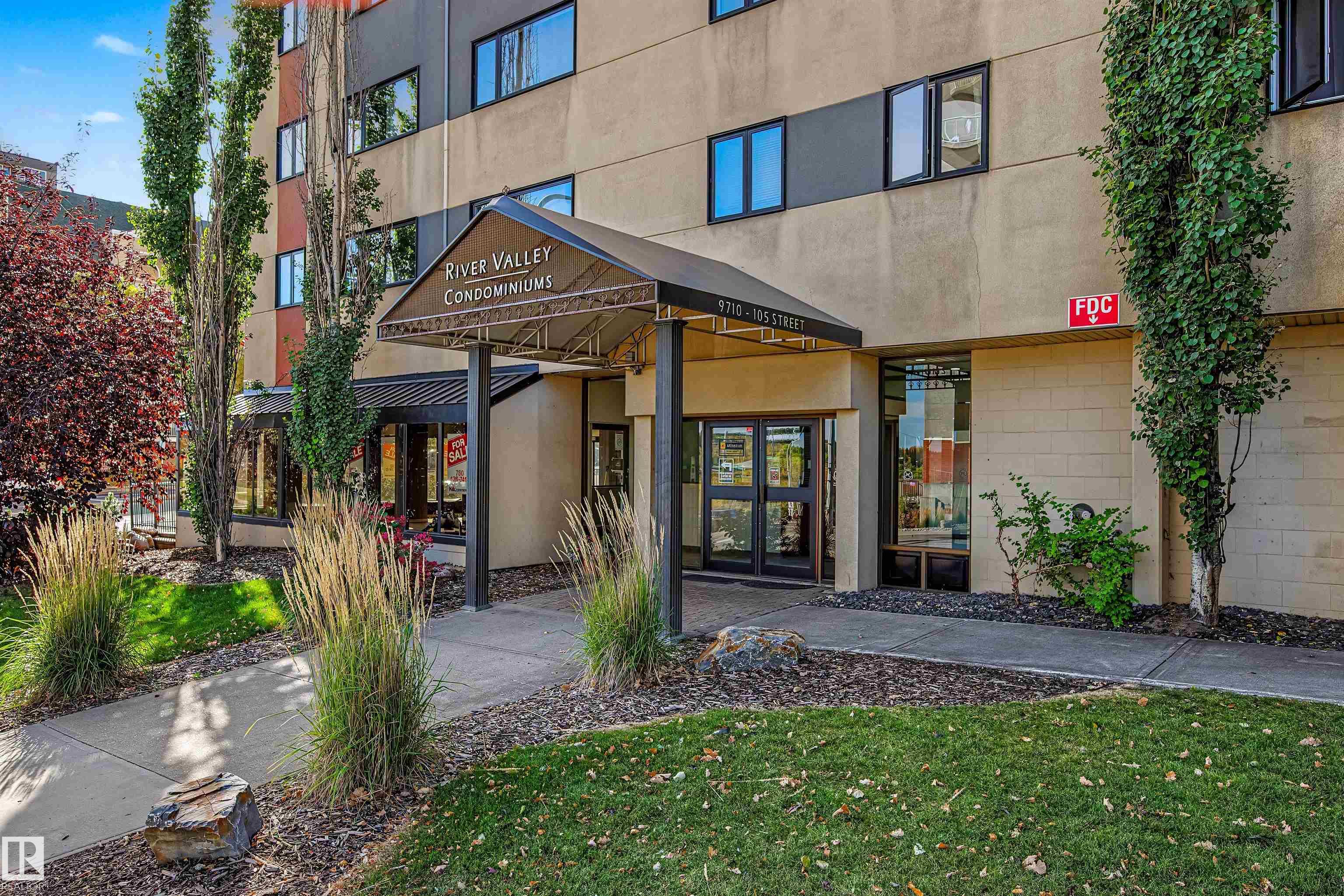 309 - 9710 105 Street NW, Downtown, Edmonton