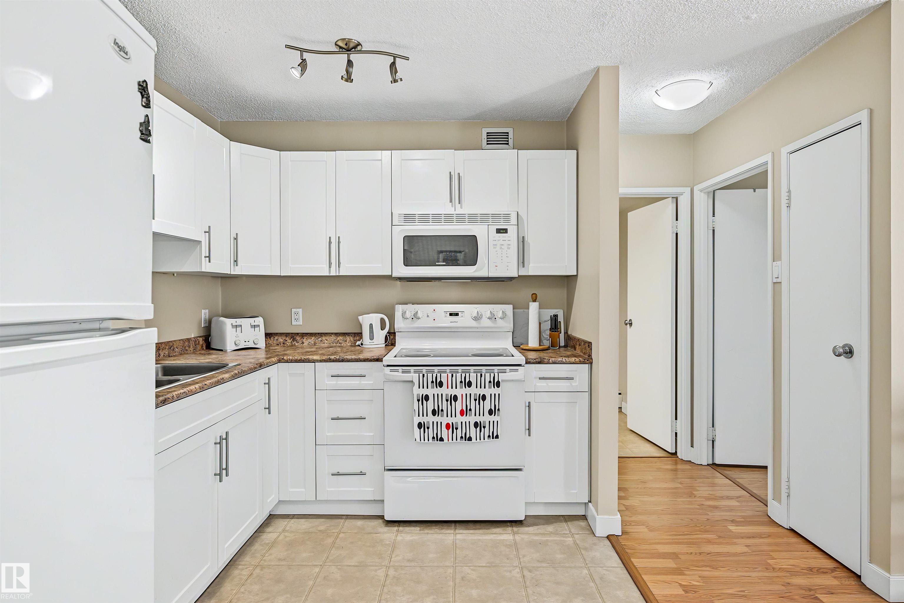 Photo 11 at 309 - 9710 105 Street NW, Downtown, Edmonton
