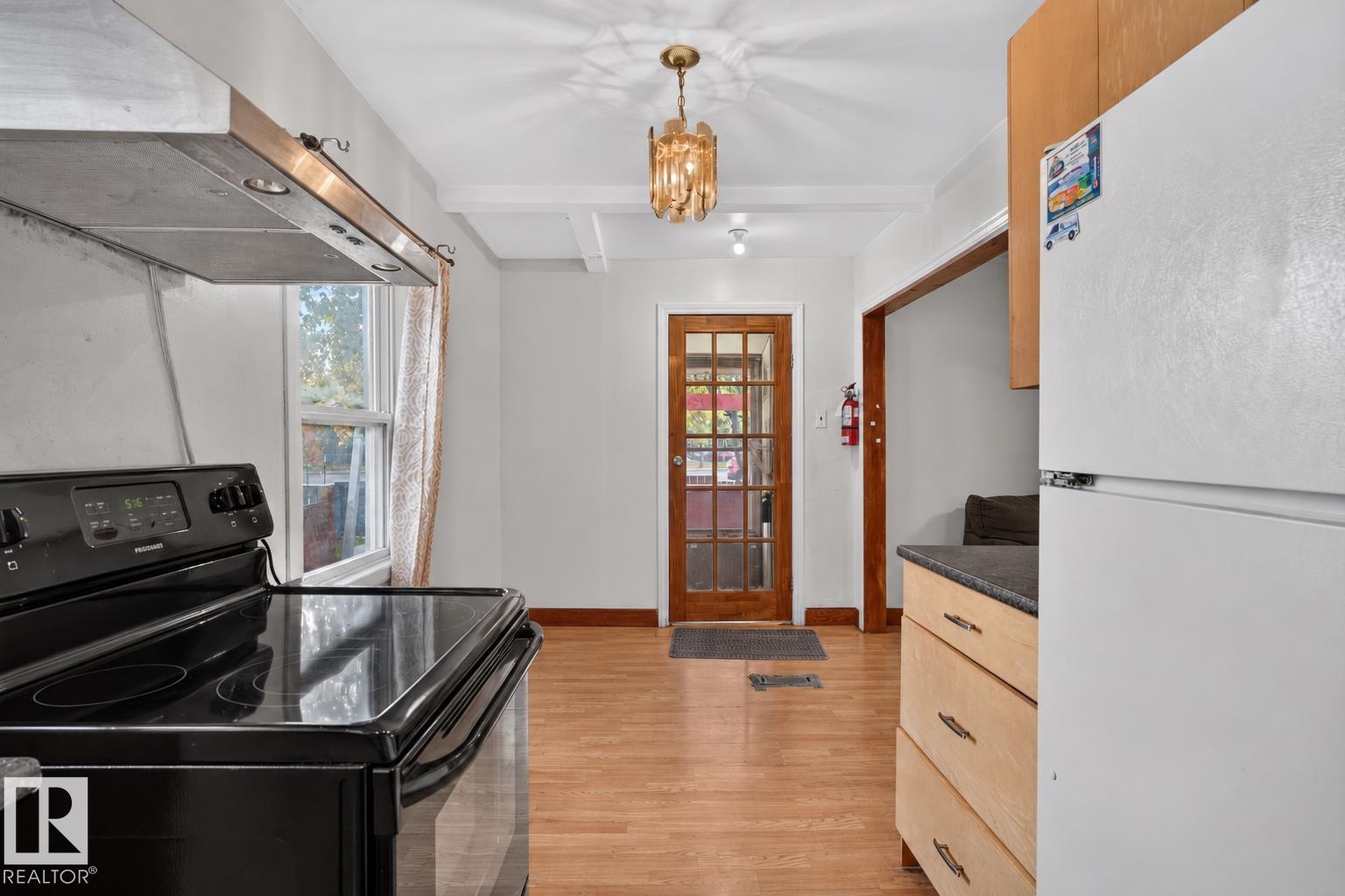Photo 10 at 12053 97 Street NW, Alberta Avenue, Edmonton