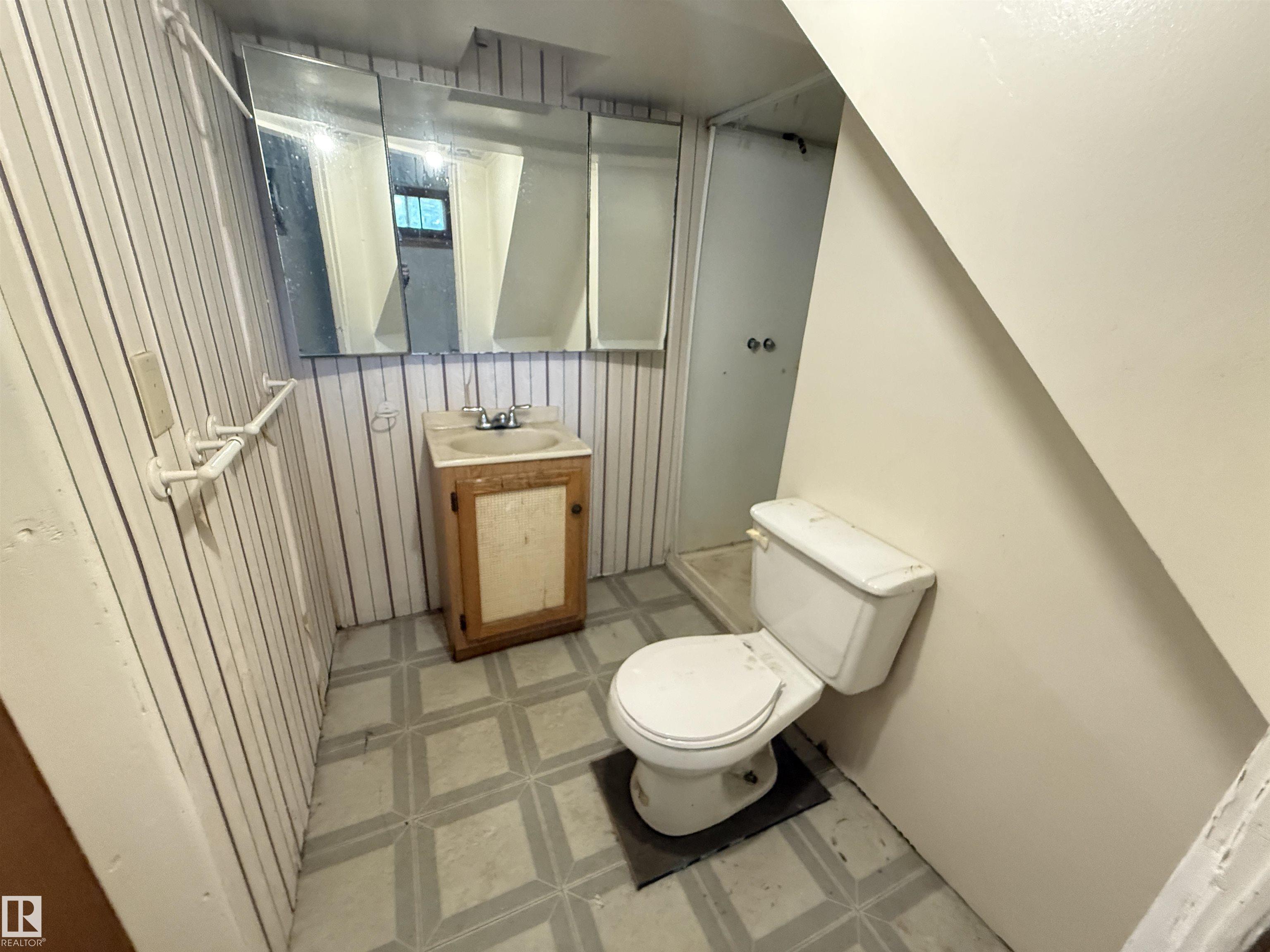 Photo 27 at 11942 37 Street NW, Beacon Heights, Edmonton