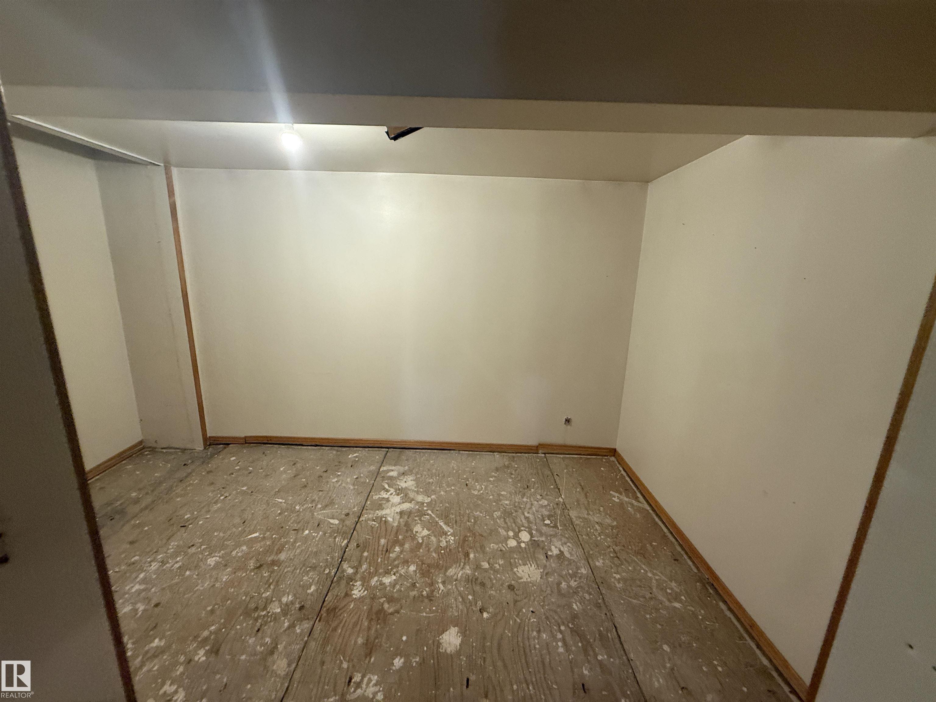 Photo 37 at 11942 37 Street NW, Beacon Heights, Edmonton