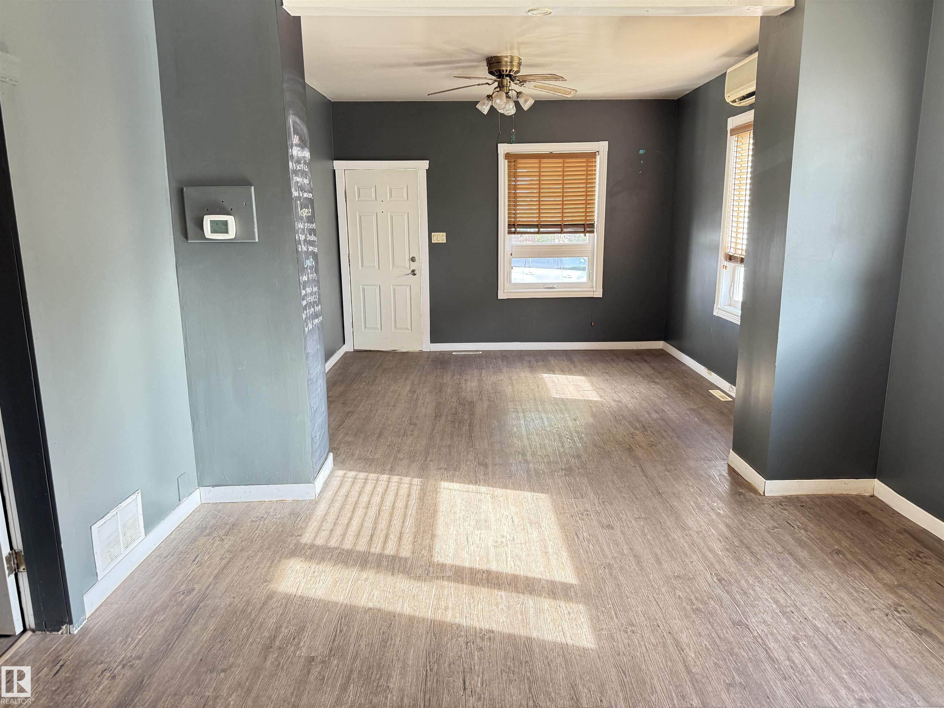 11942 37 Street NW, Beacon Heights, Edmonton