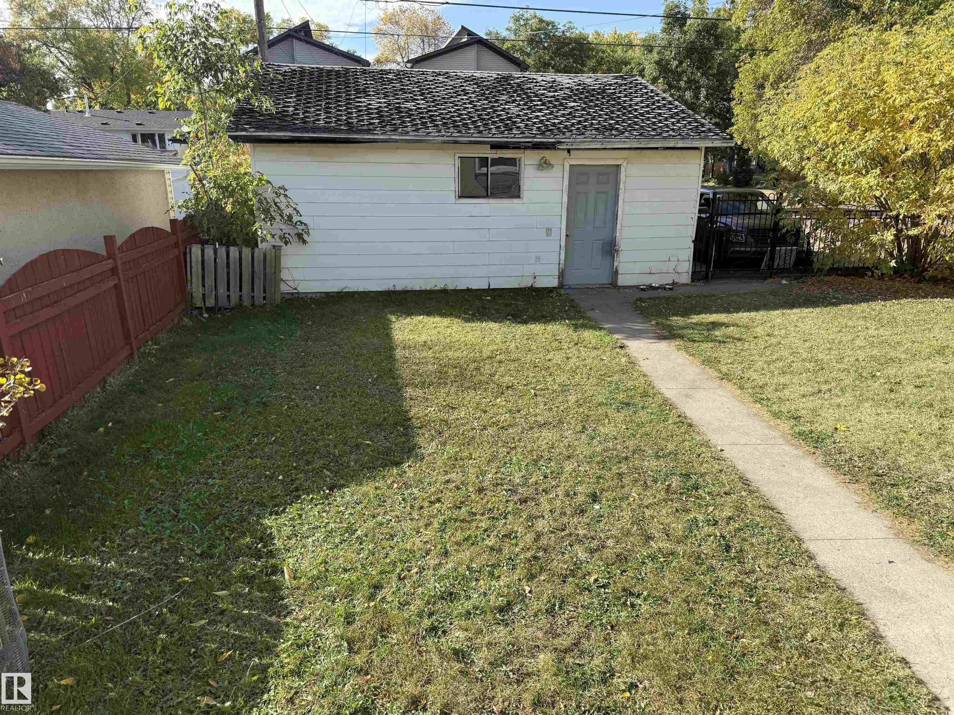 Photo 43 at 11942 37 Street NW, Beacon Heights, Edmonton