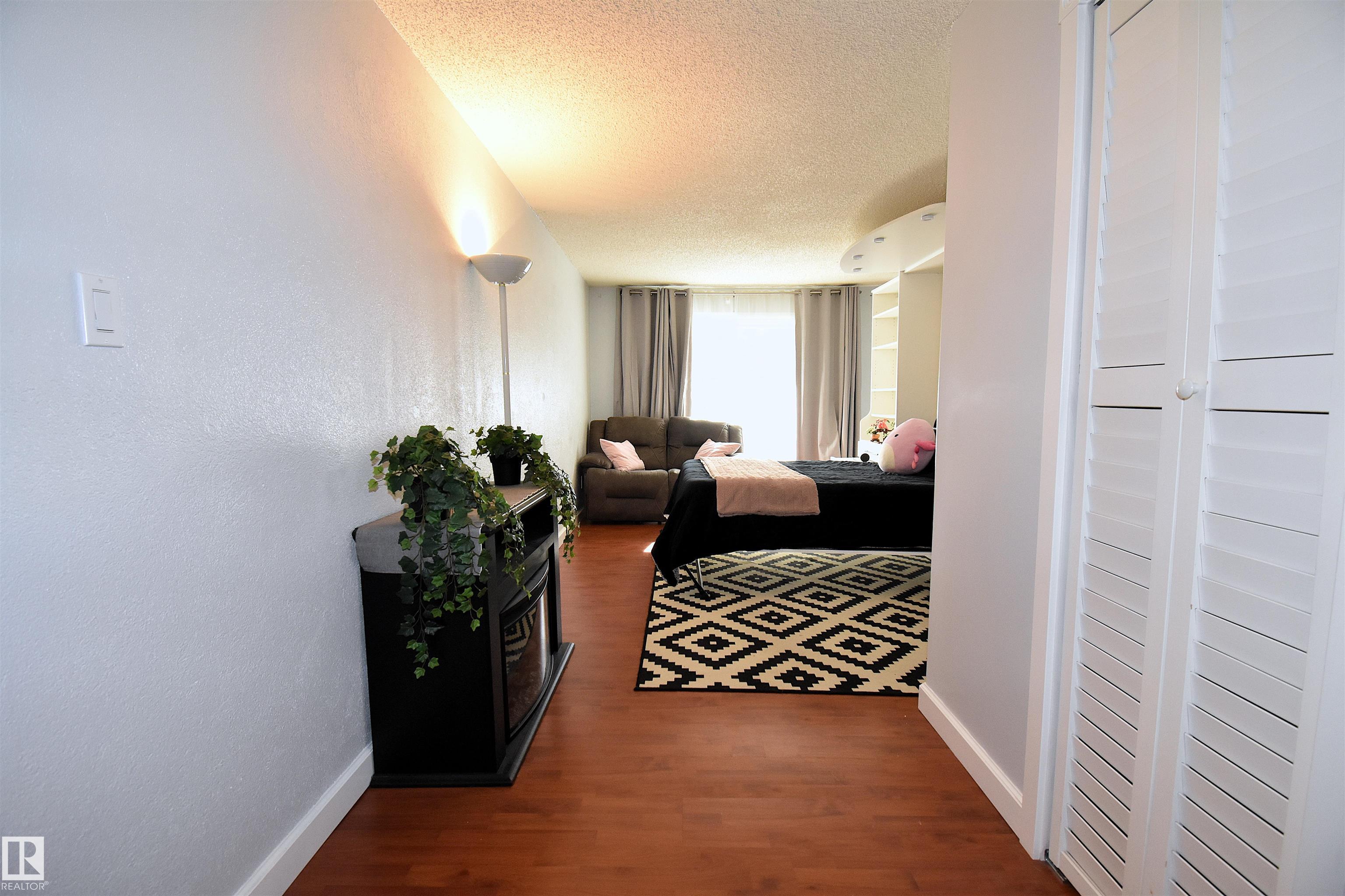 Photo 17 at 102 - 11325 109 Avenue NW, Queen Mary Park, Edmonton