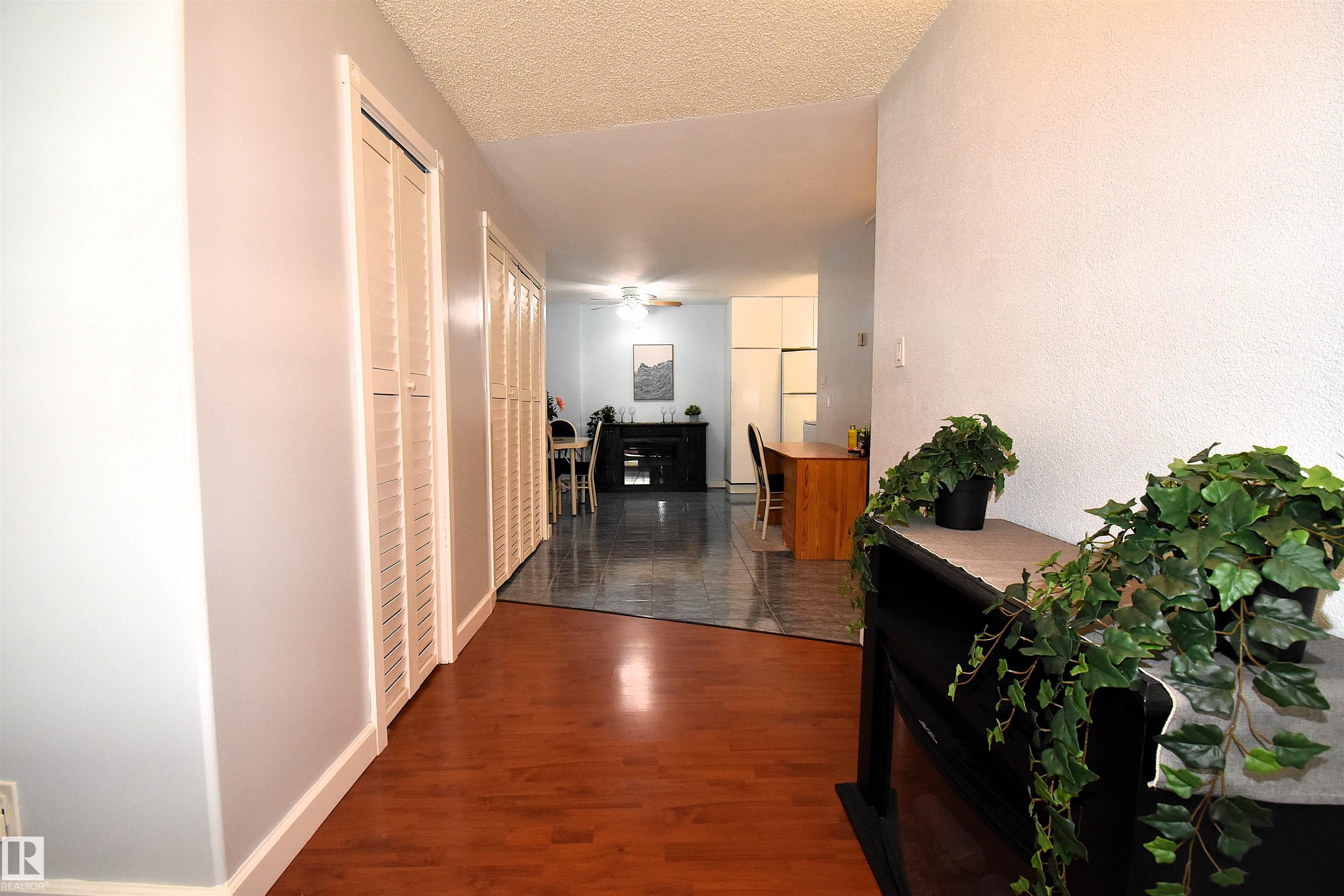 Photo 10 at 102 - 11325 109 Avenue NW, Queen Mary Park, Edmonton
