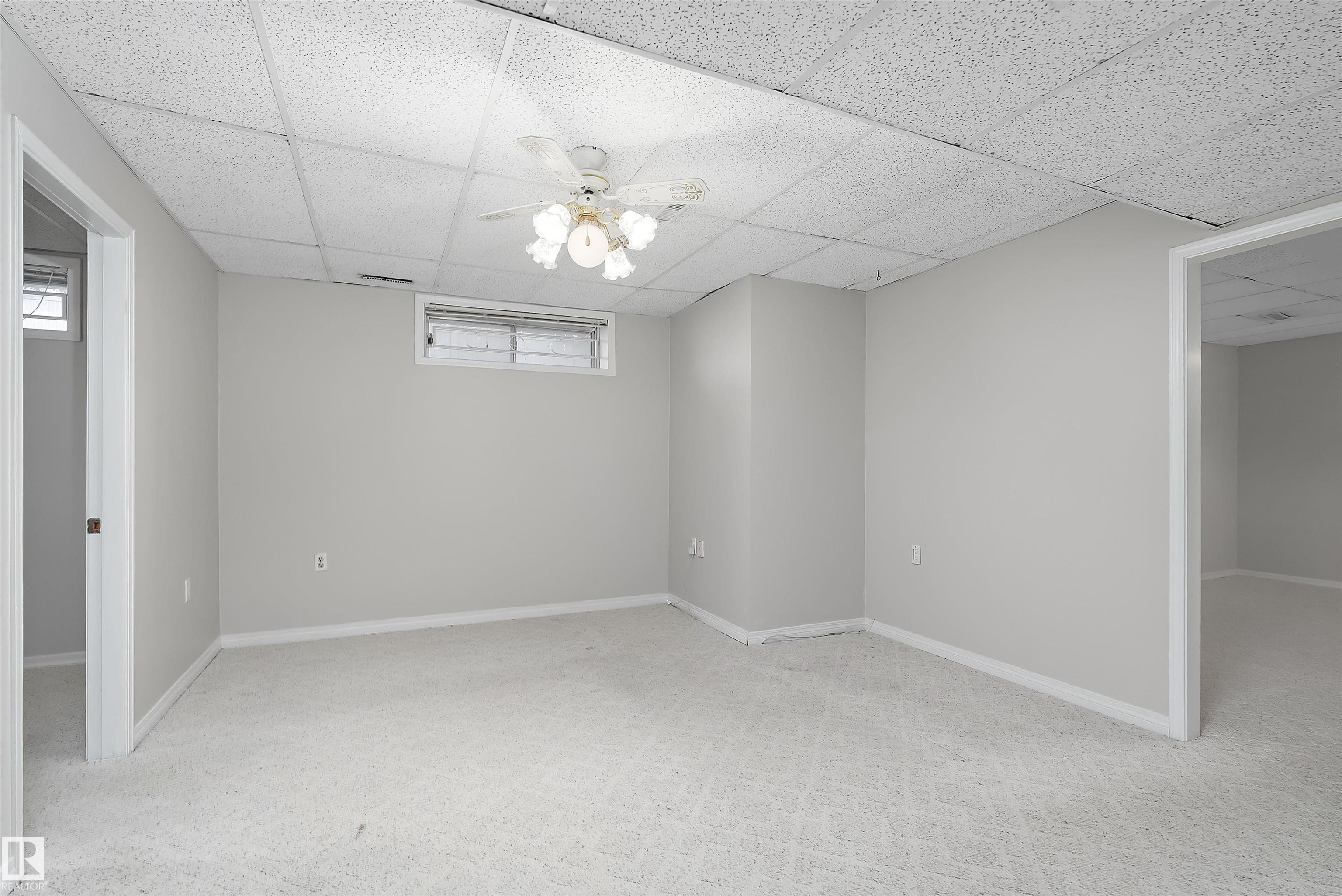 Photo 32 at 933 Youville Drive W NW, Tawa, Edmonton