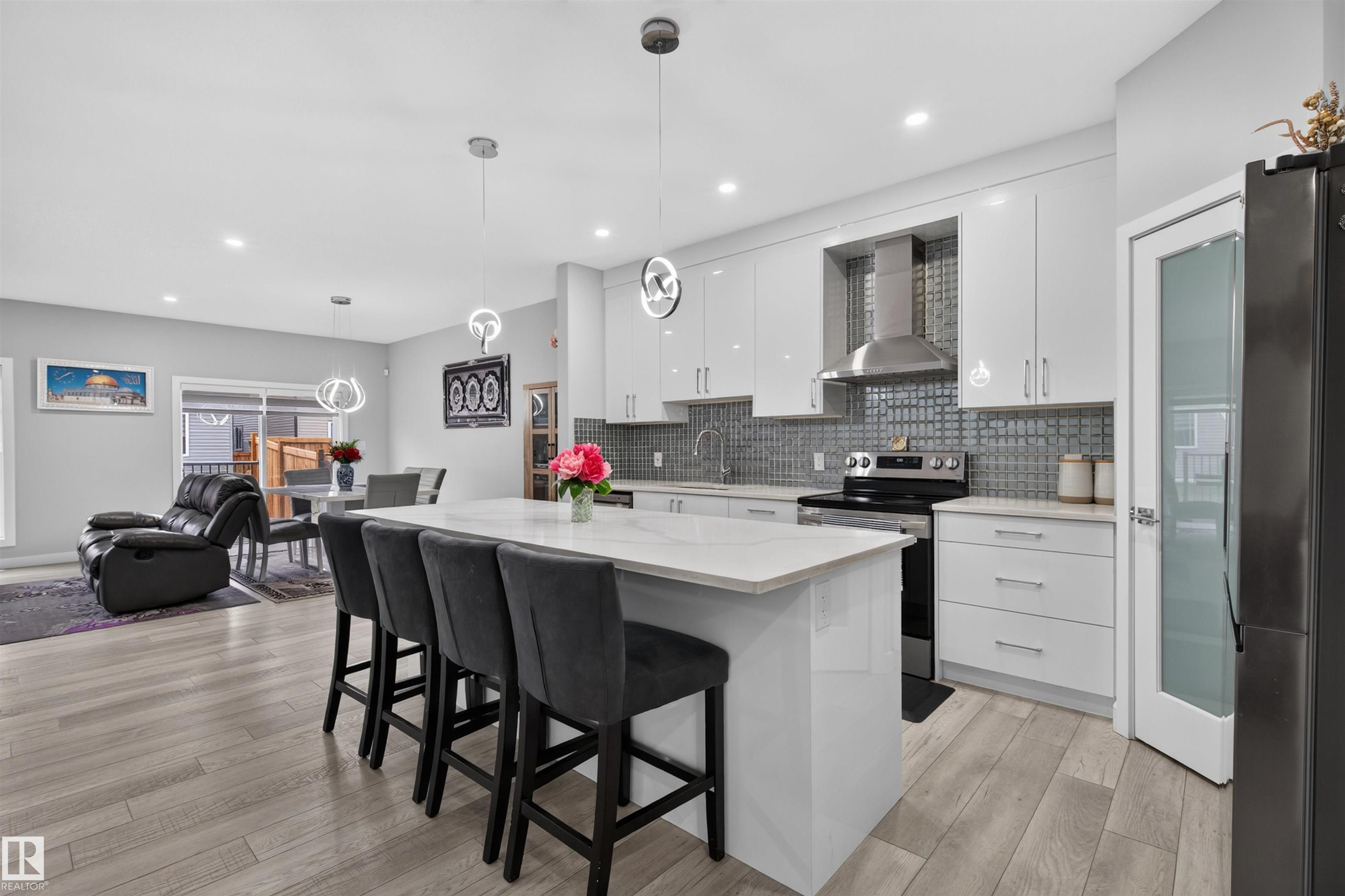 Photo 7 at 452 Roberts Crescent, Robinson, Leduc