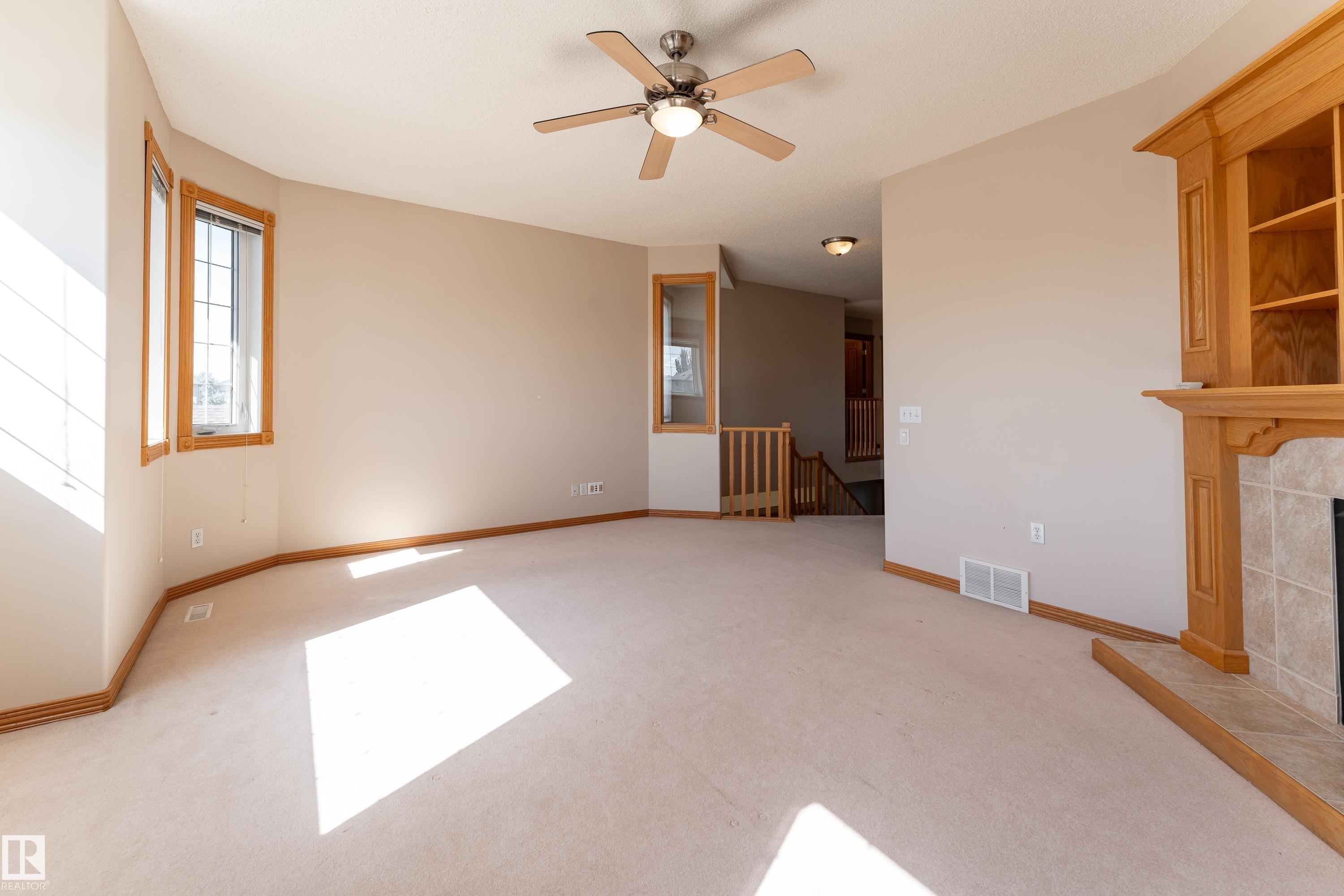Photo 19 at 10820 178 Avenue NW, Chambery, Edmonton