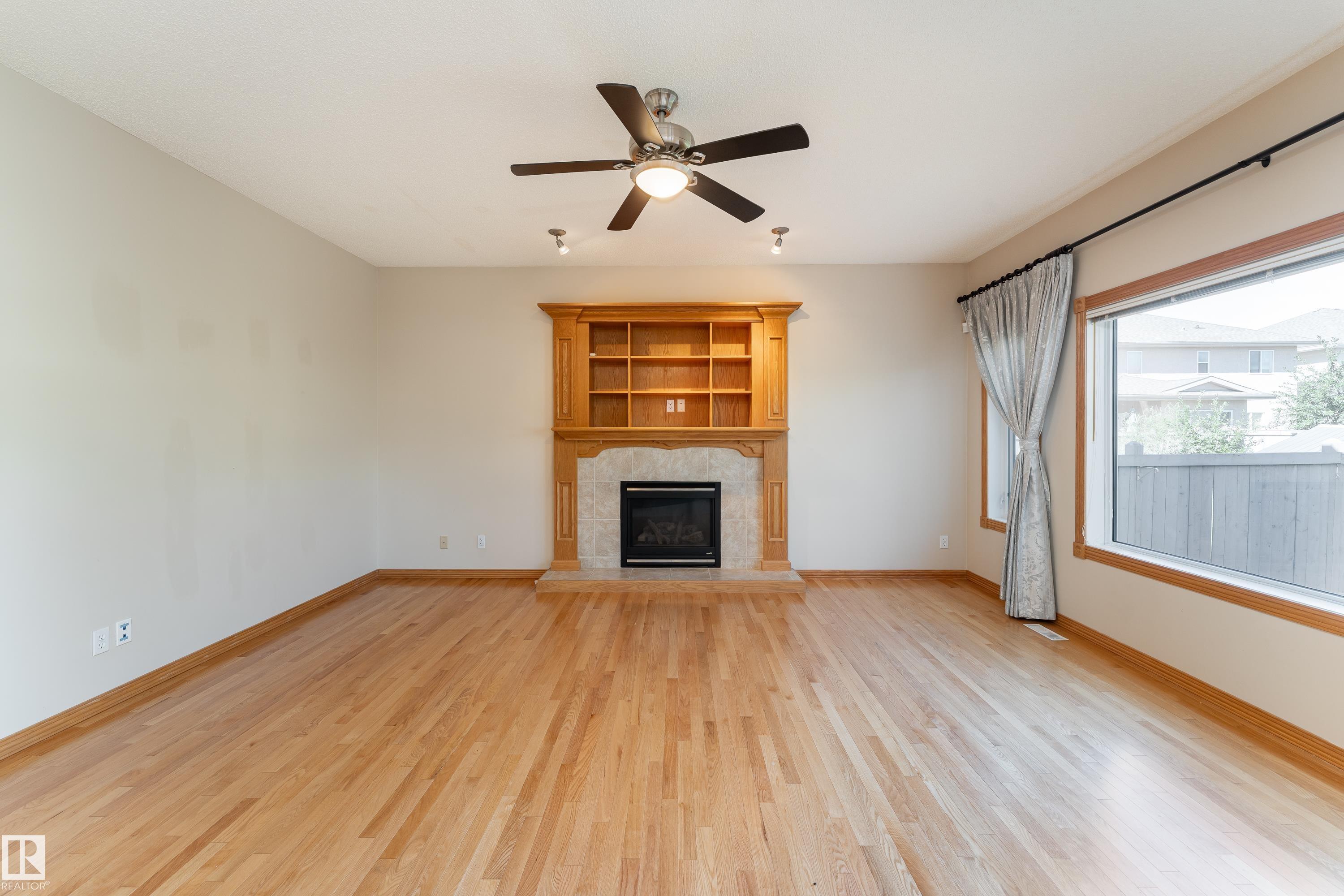 10820 178 Avenue NW, Chambery, Edmonton