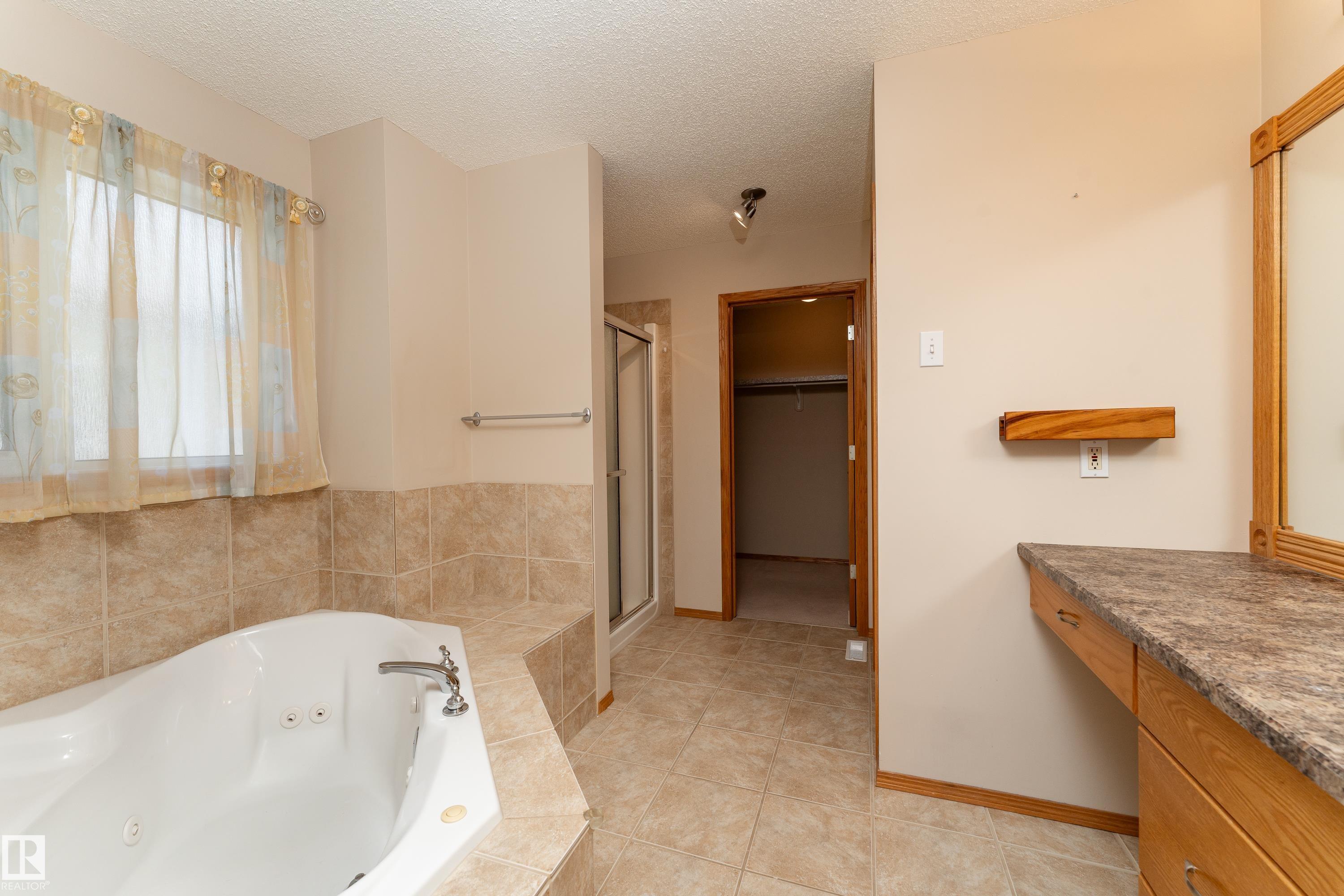 Photo 23 at 10820 178 Avenue NW, Chambery, Edmonton