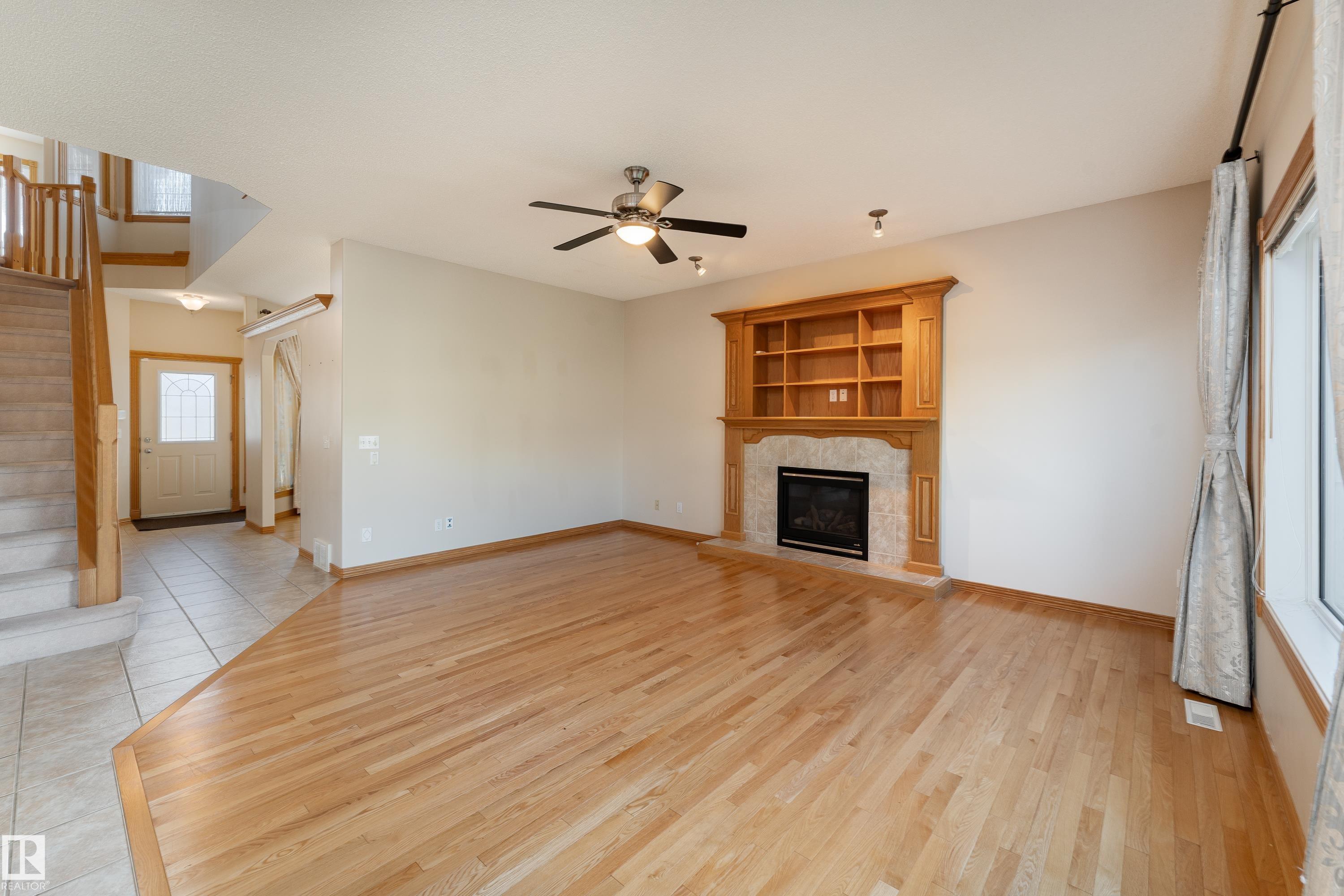 10820 178 Avenue NW, Chambery, Edmonton