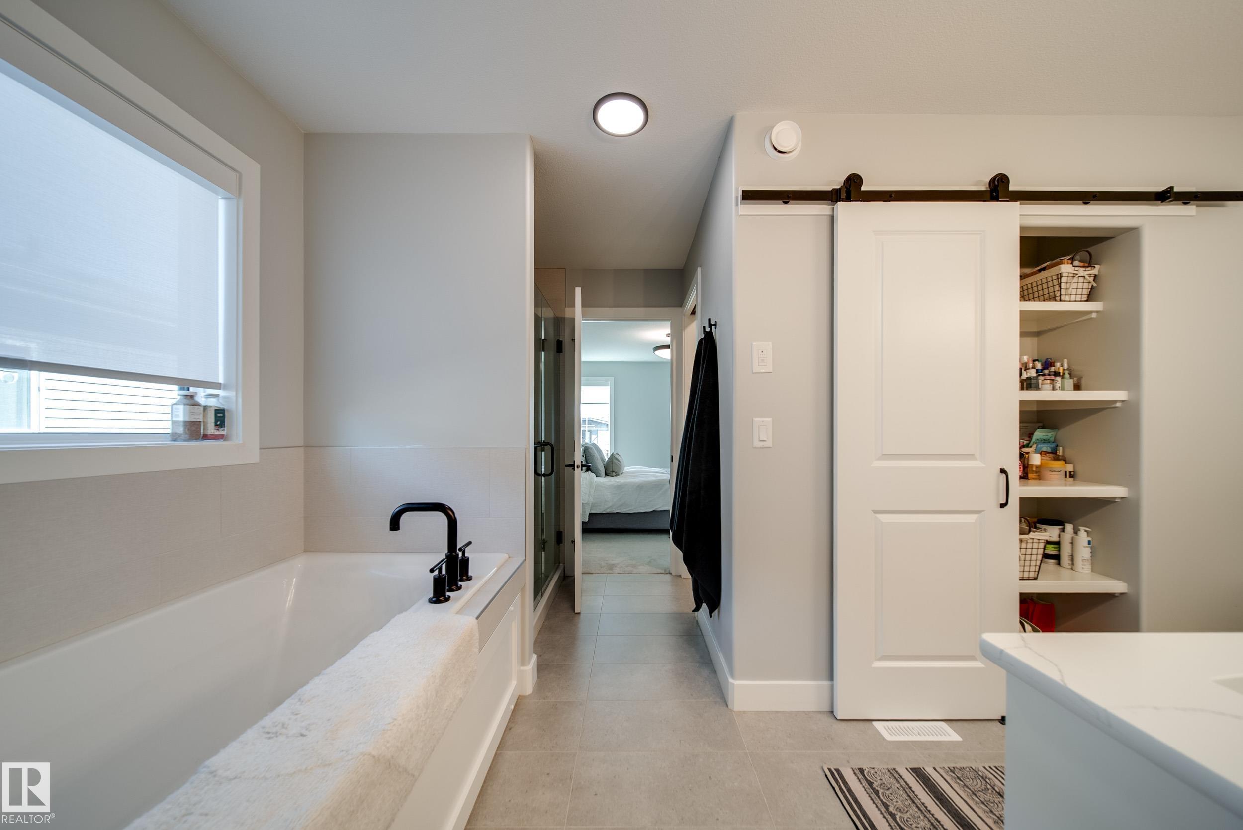 Photo 31 at 6843 Knox Loop SW, Keswick, Edmonton