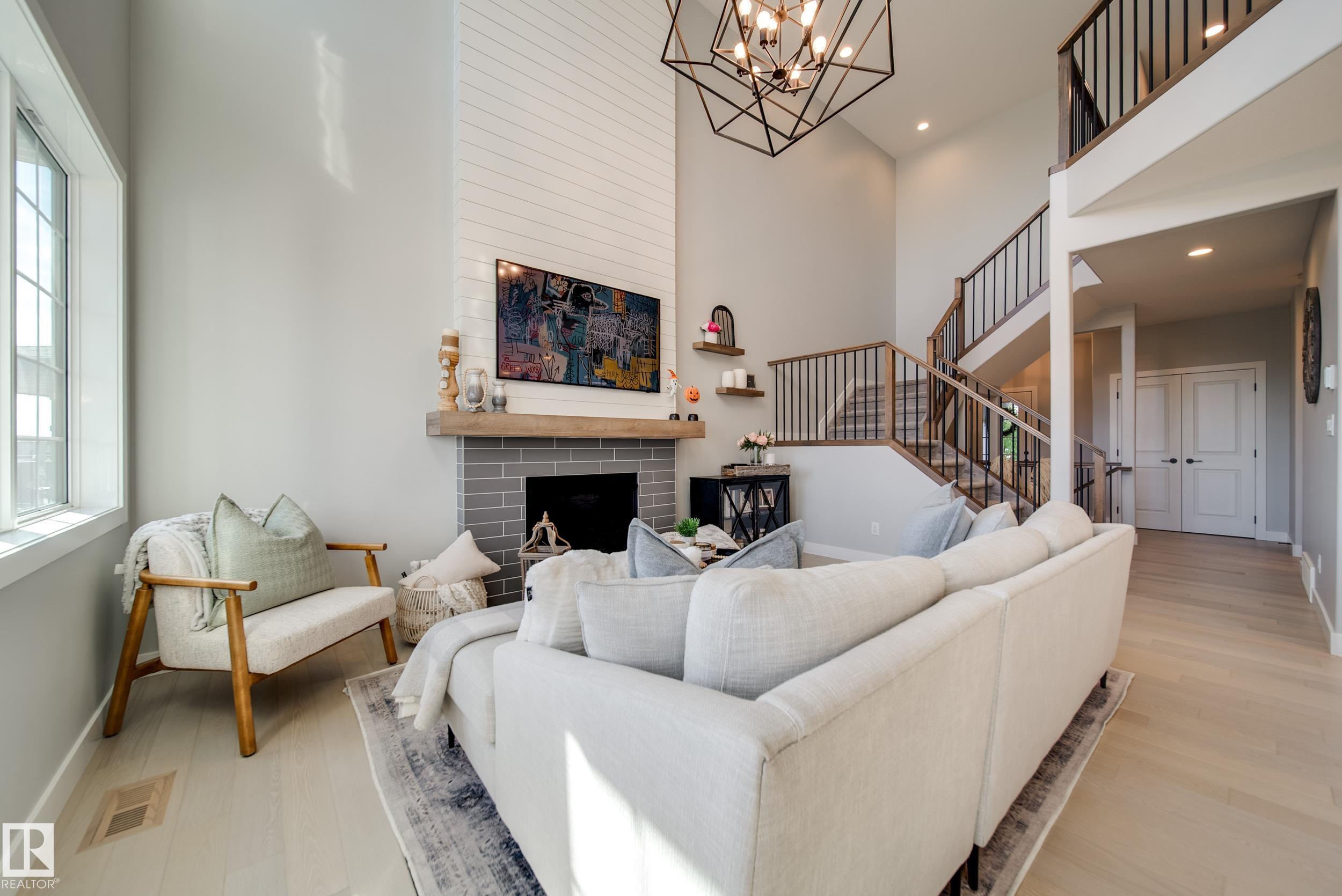 Photo 9 at 6843 Knox Loop SW, Keswick, Edmonton