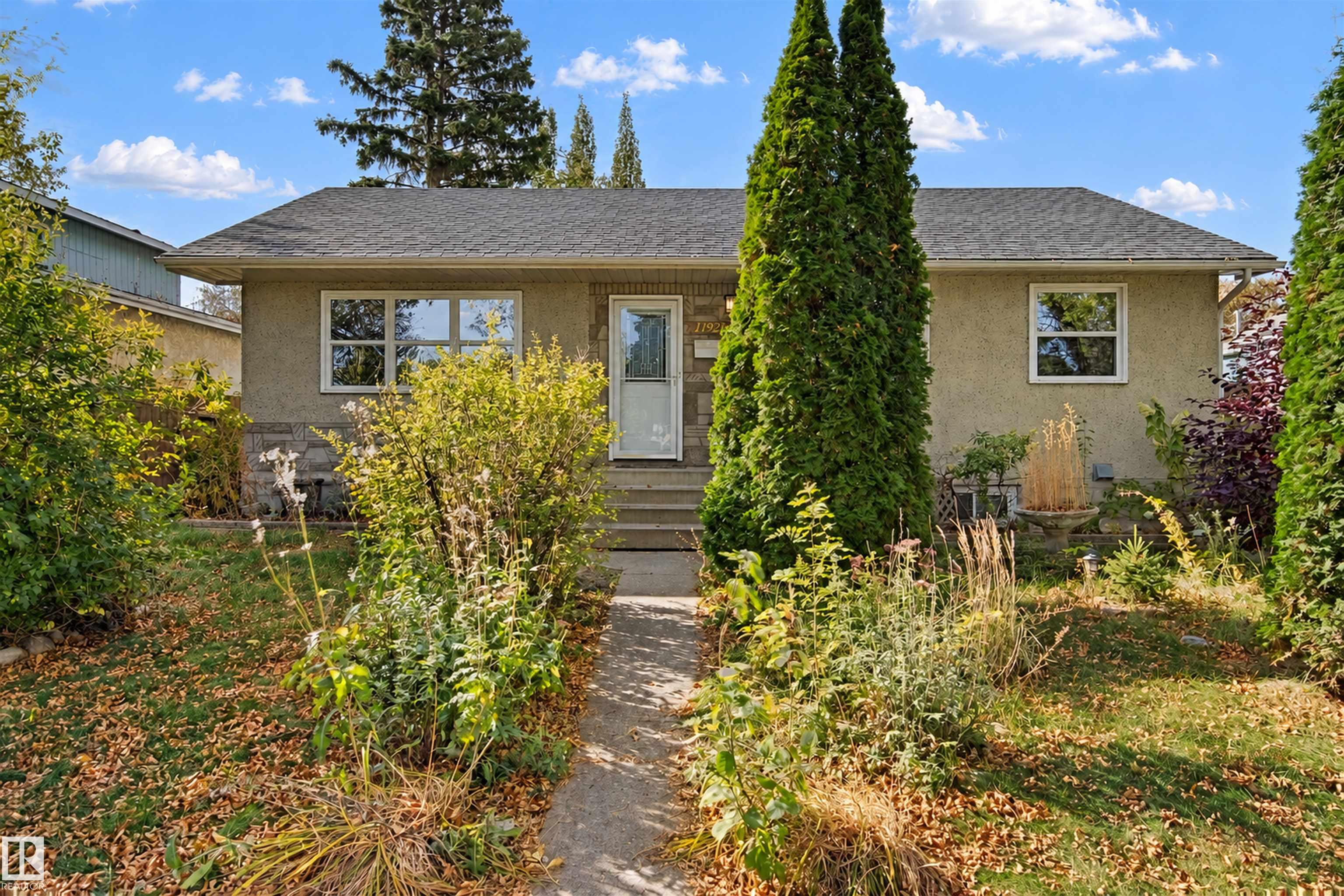 11920 37 Street NW, Beacon Heights, Edmonton