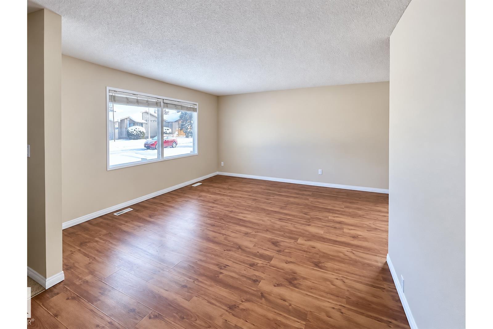 14212 114 Street NW, Carlisle, Edmonton