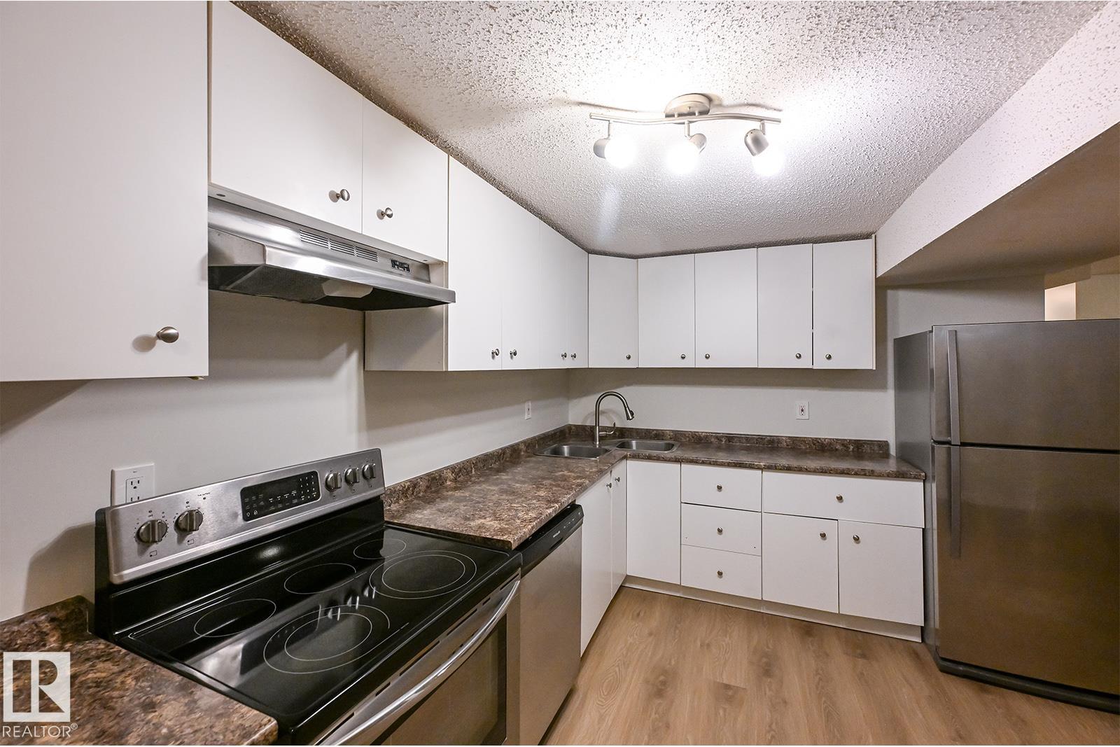 Photo 11 at 14212 114 Street NW, Carlisle, Edmonton