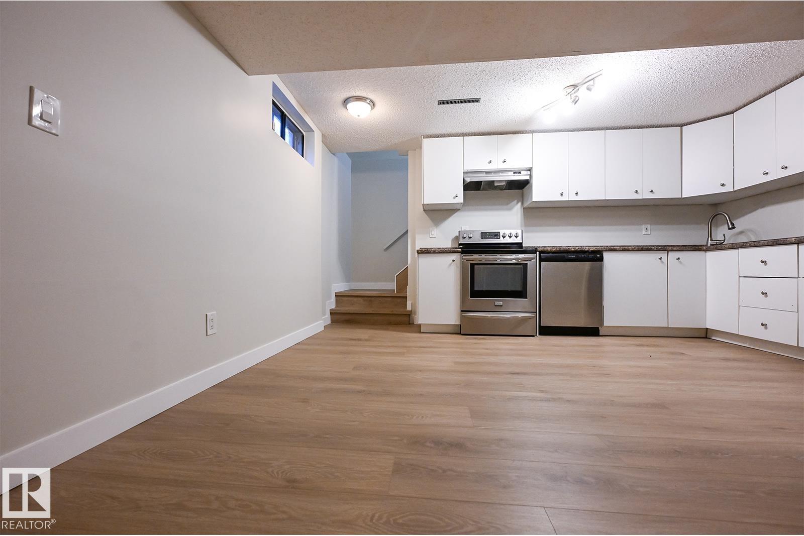 Photo 10 at 14212 114 Street NW, Carlisle, Edmonton