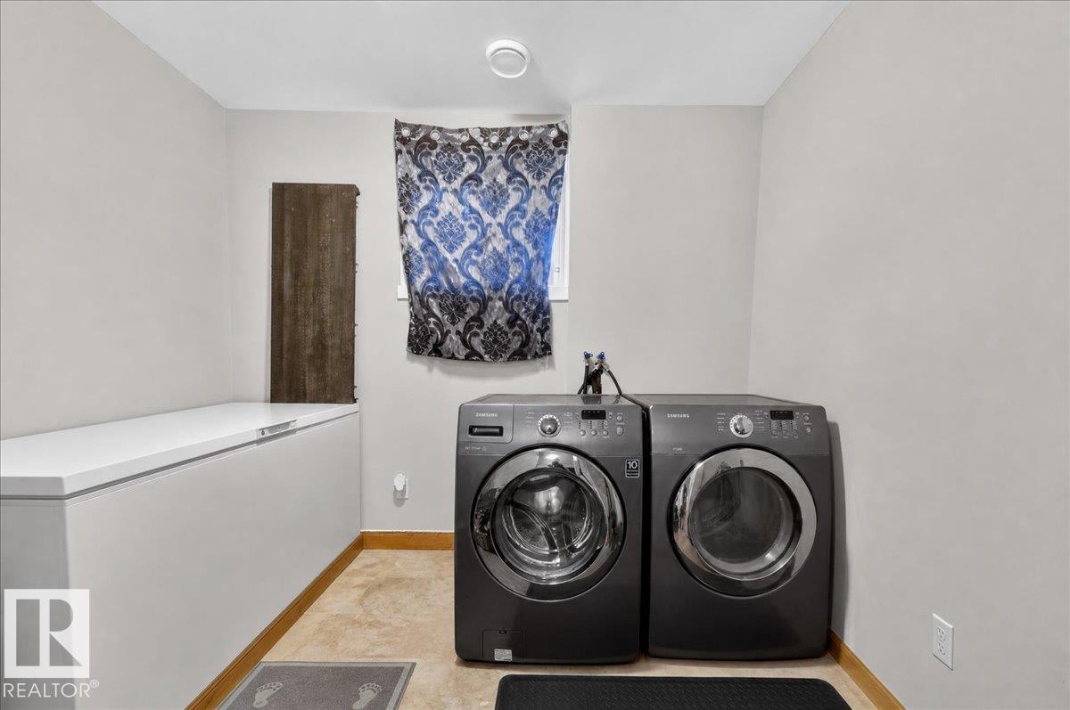 Photo 32 at 11947 67 Street NW, Montrose, Edmonton