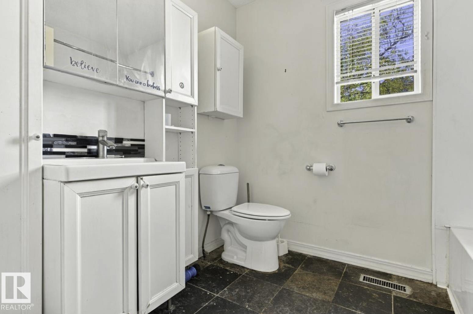 Photo 21 at 4423 36a Street NW, Kiniski Gardens, Edmonton