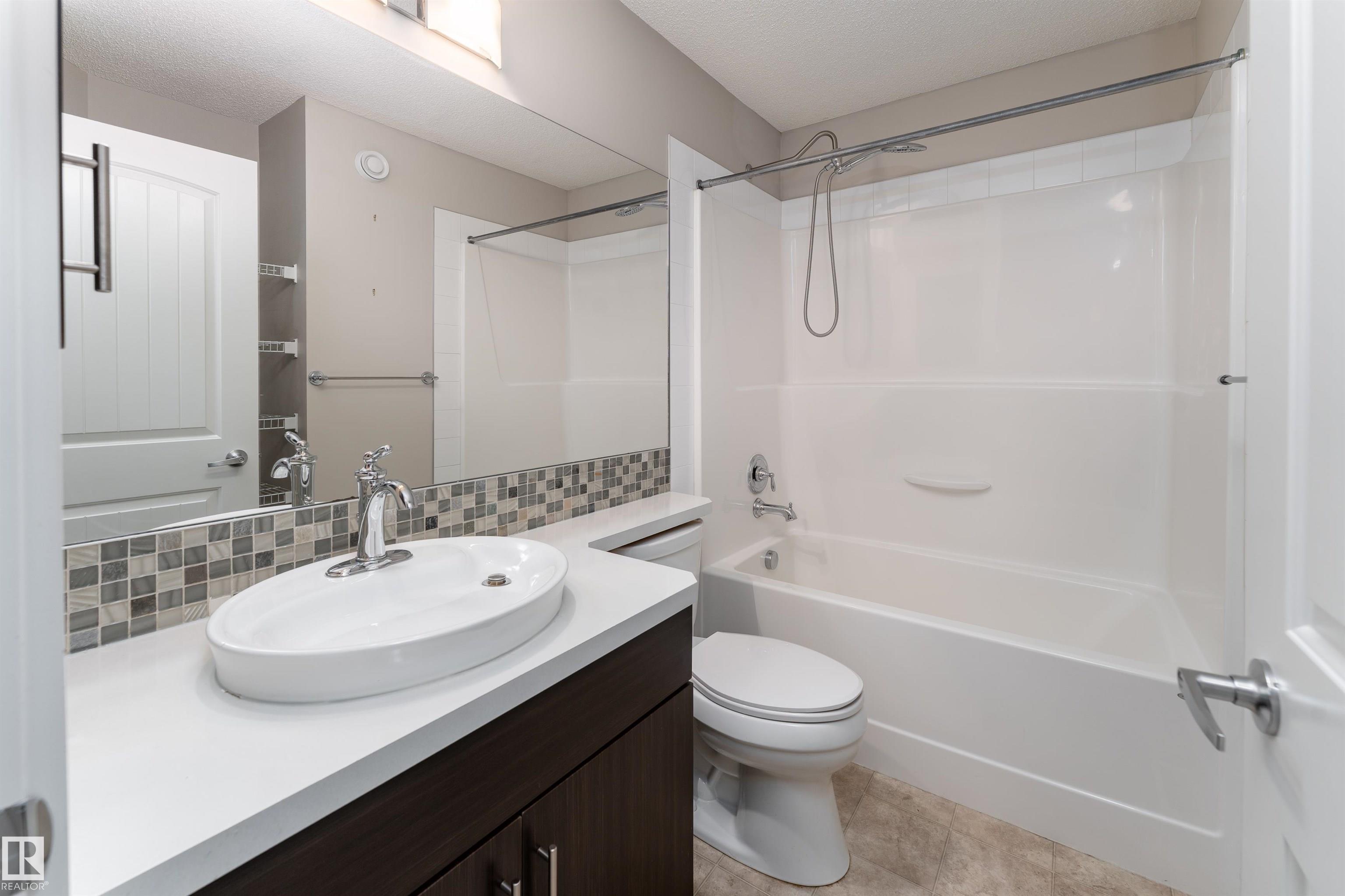 Photo 14 at 2914 18a Avenue NW, Laurel, Edmonton