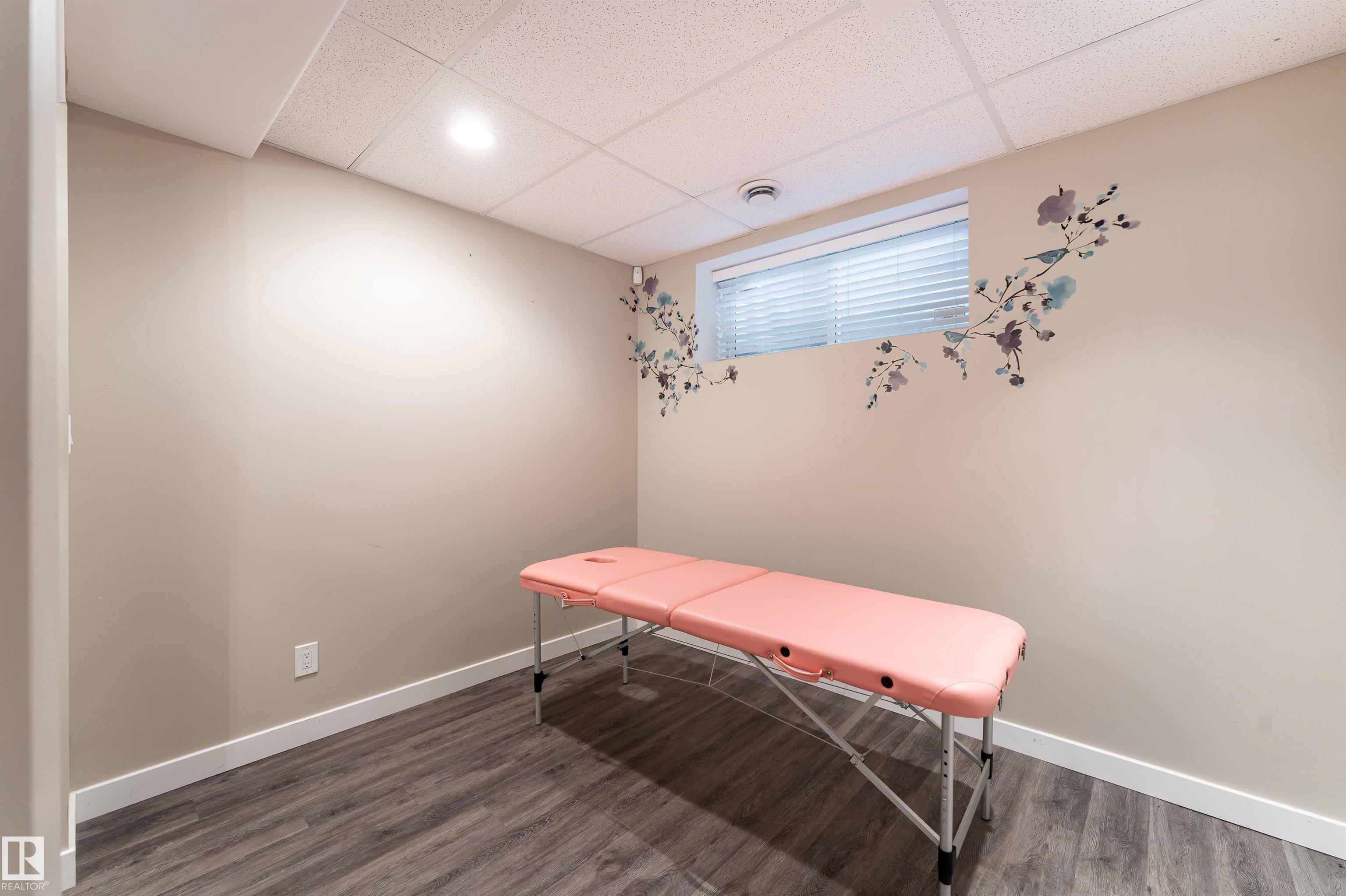 Photo 20 at 2914 18a Avenue NW, Laurel, Edmonton