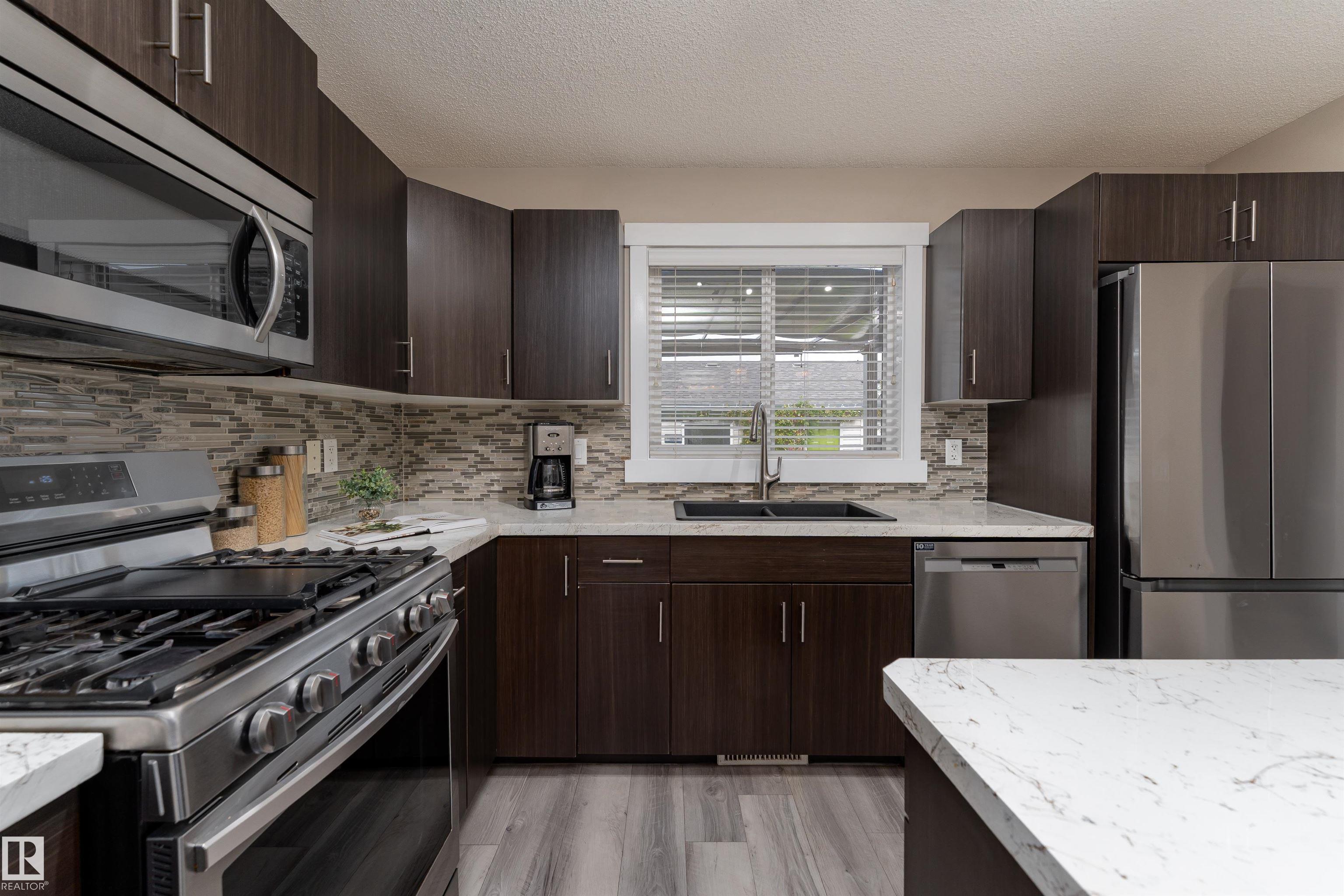 Photo 10 at 2914 18a Avenue NW, Laurel, Edmonton