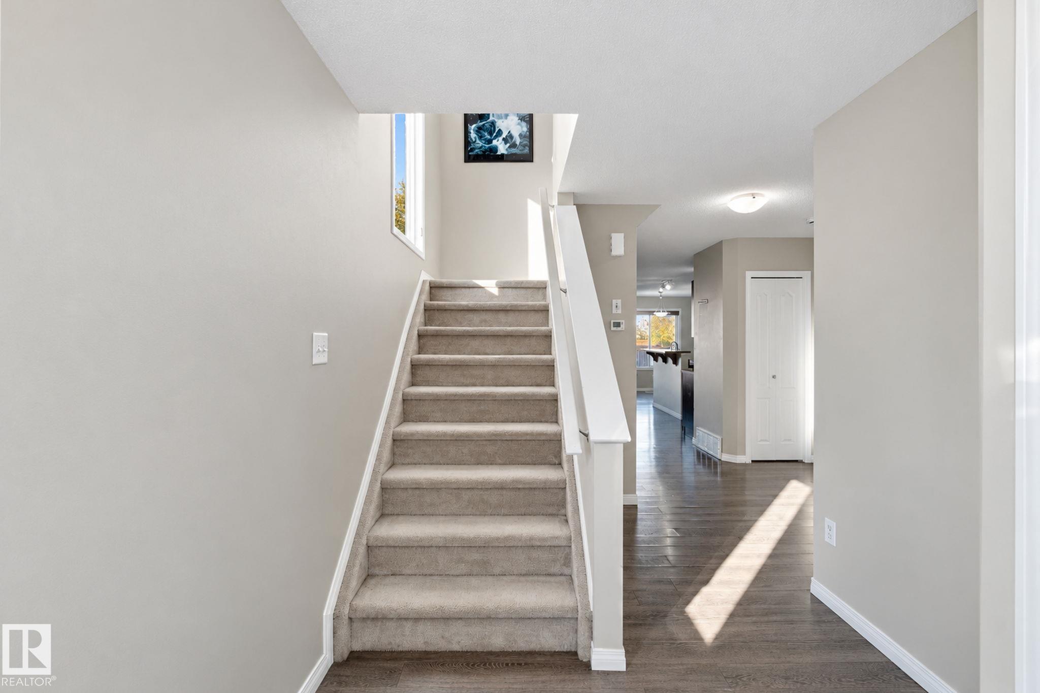 Photo 12 at 3026 16a Avenue NW, Laurel, Edmonton