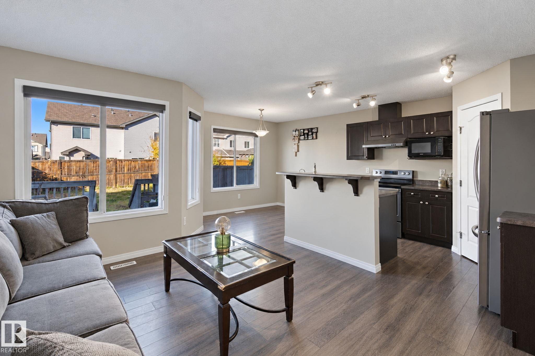 Photo 9 at 3026 16a Avenue NW, Laurel, Edmonton