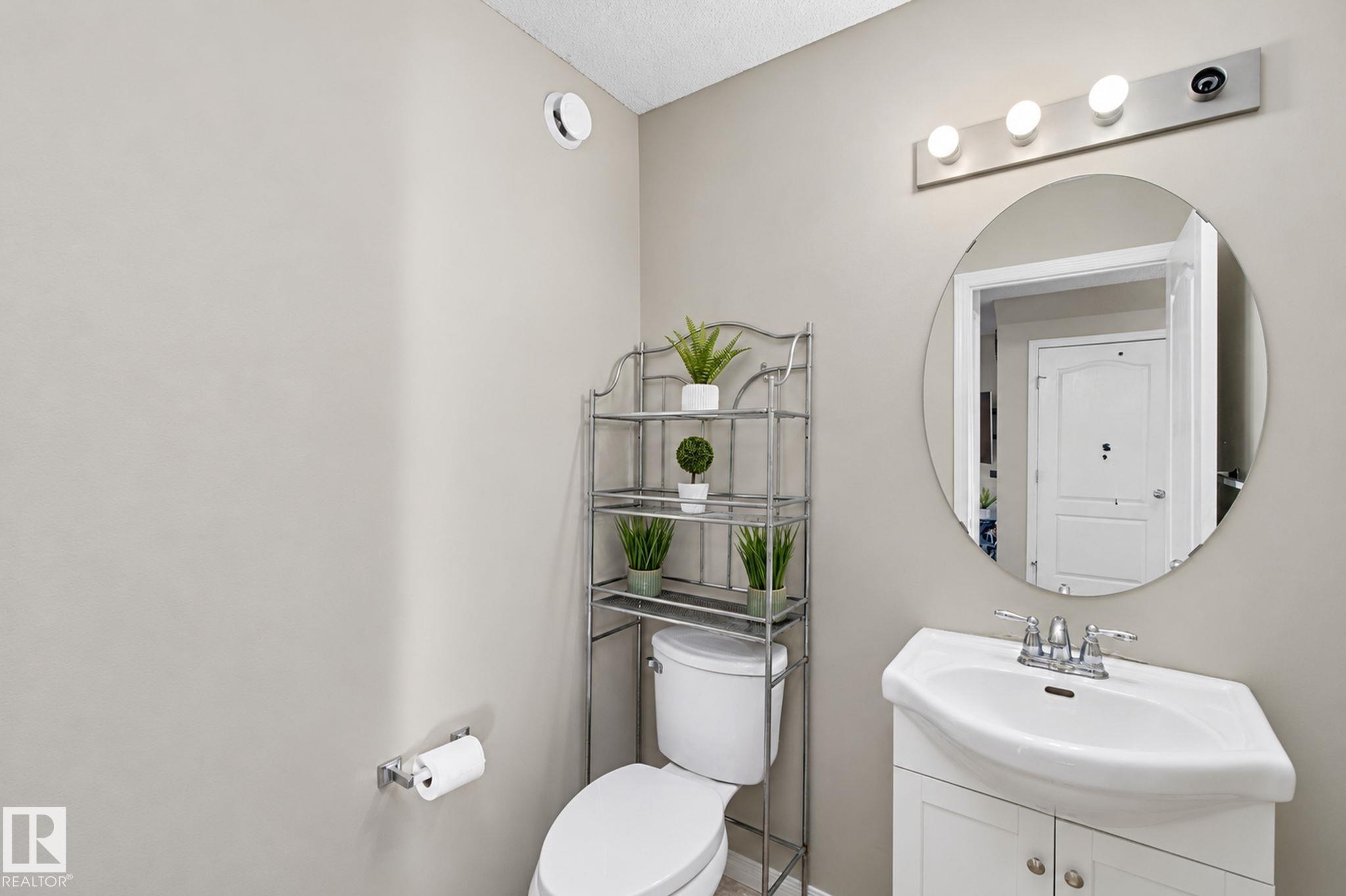 Photo 10 at 3026 16a Avenue NW, Laurel, Edmonton