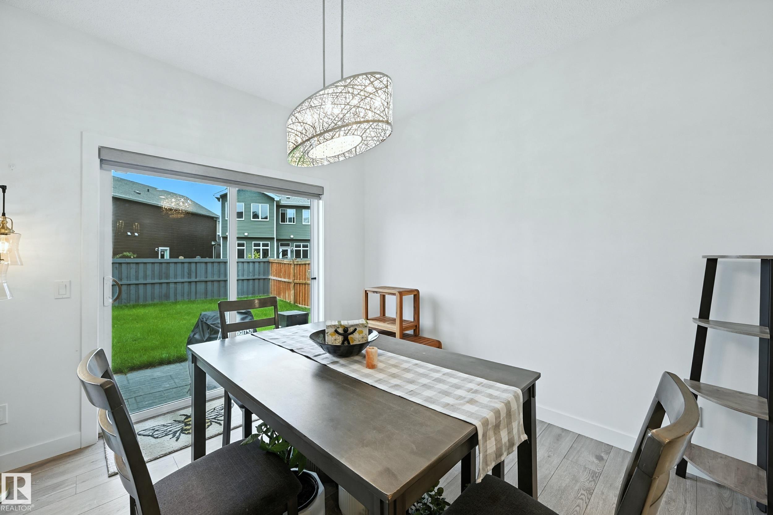 Picture for 16603 31 AV SW