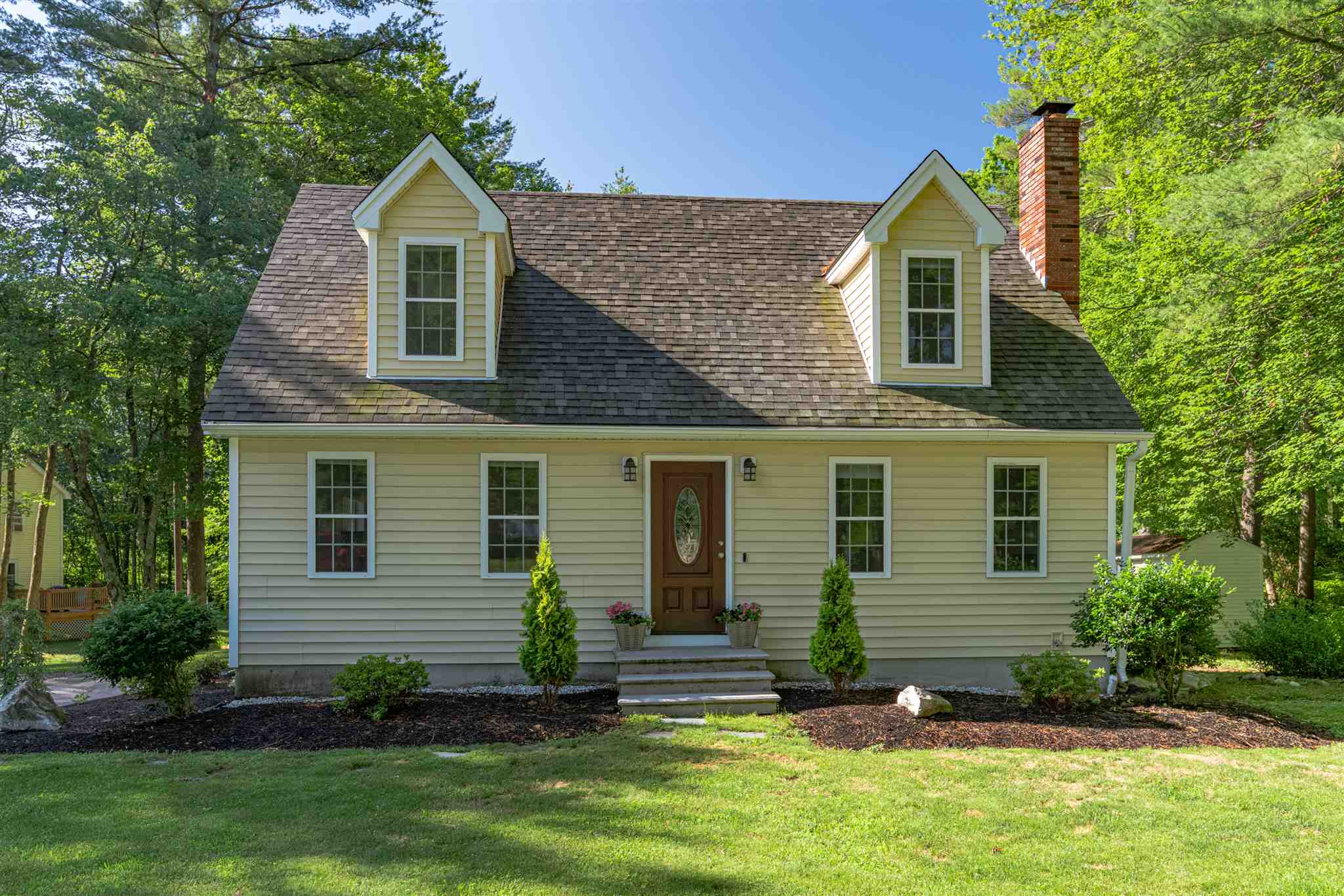 MLS 4814519: 60 Shasta Drive, Londonderry NH